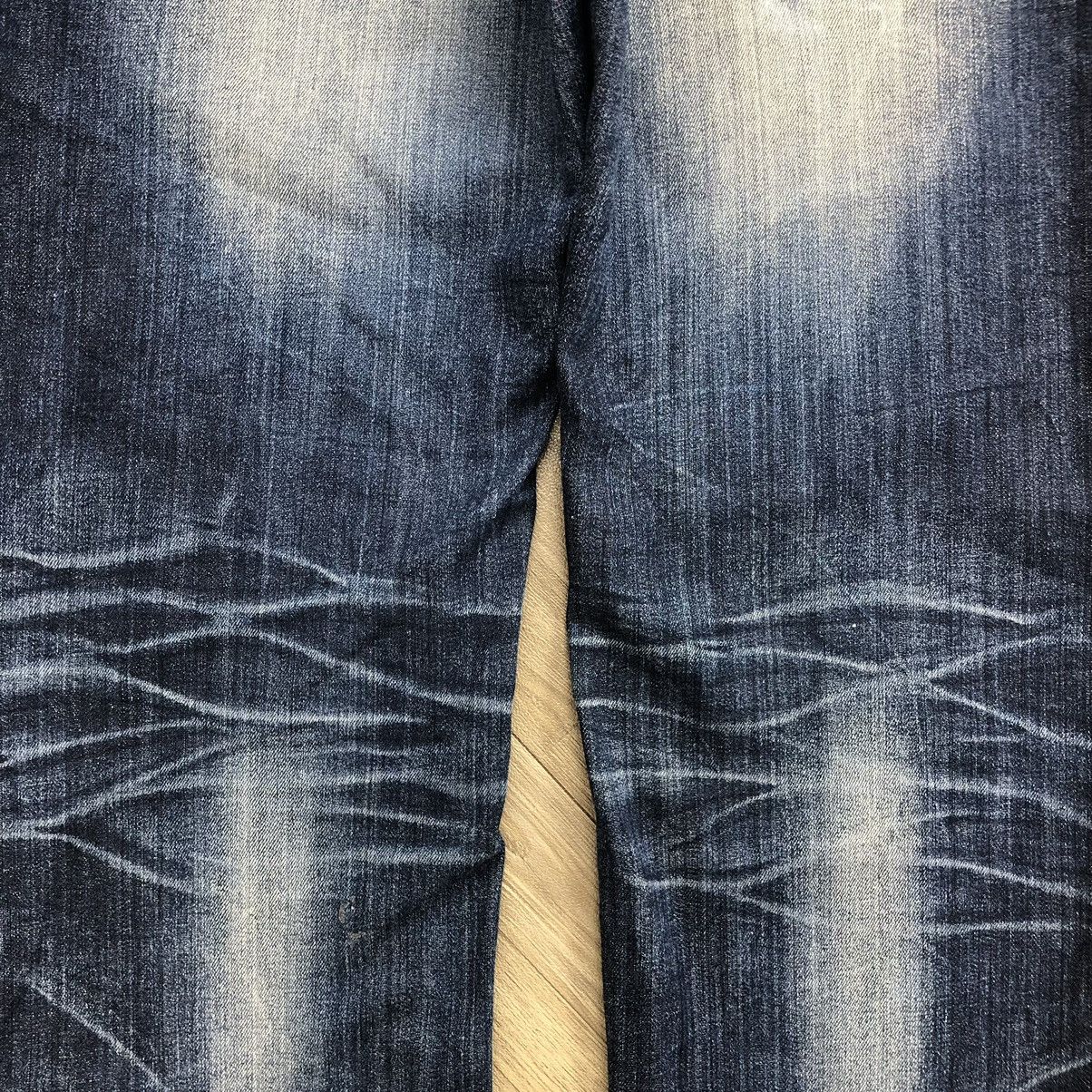 If Six Was Nine × Le Grande Bleu (L.G.B.) × Tornado Mart Y2K Red Pepper Distressed Embroidered Faded Denim Pants Size US 33 - 7 Thumbnail