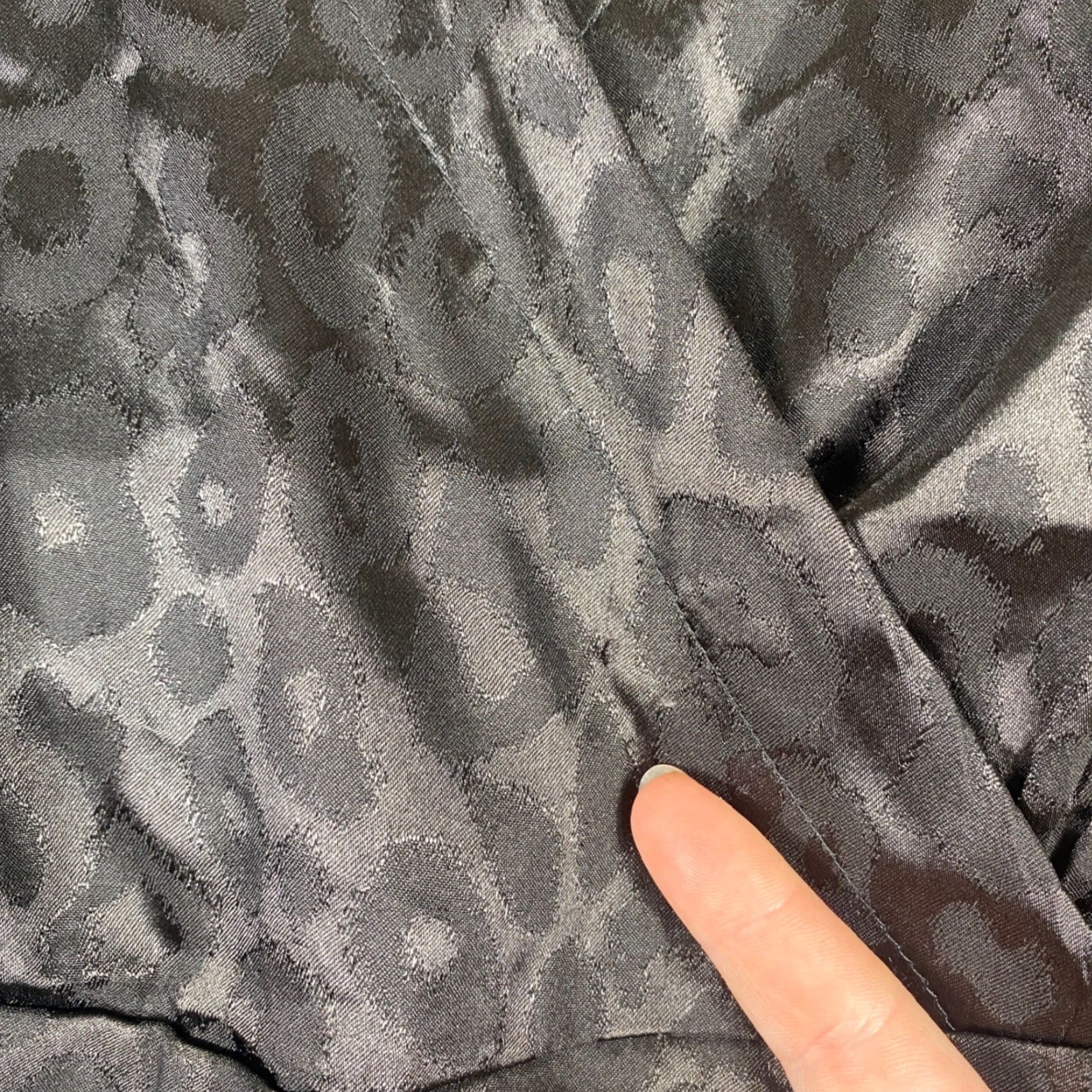 Vintage VINTAGE Jon & Anna Blouse Women's Small Black Wrap Style Satin Leopard Bow Long Sleeve V-Neck Balloon Sleeve Sl**-** Size S / US 4 / IT 40 - 5 Thumbnail
