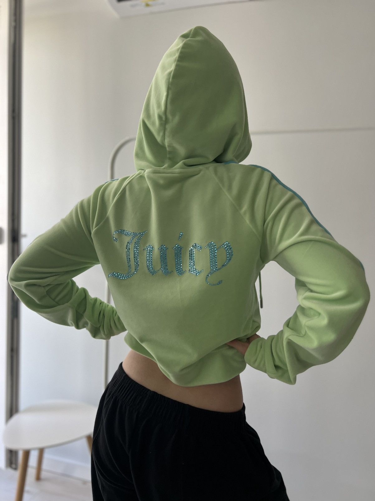 Juicy Couture Juicy Couture Women's Green Madison Hoodie Velour Medium Size M / US 6-8 / IT 42-44 - 1 Thumbnail