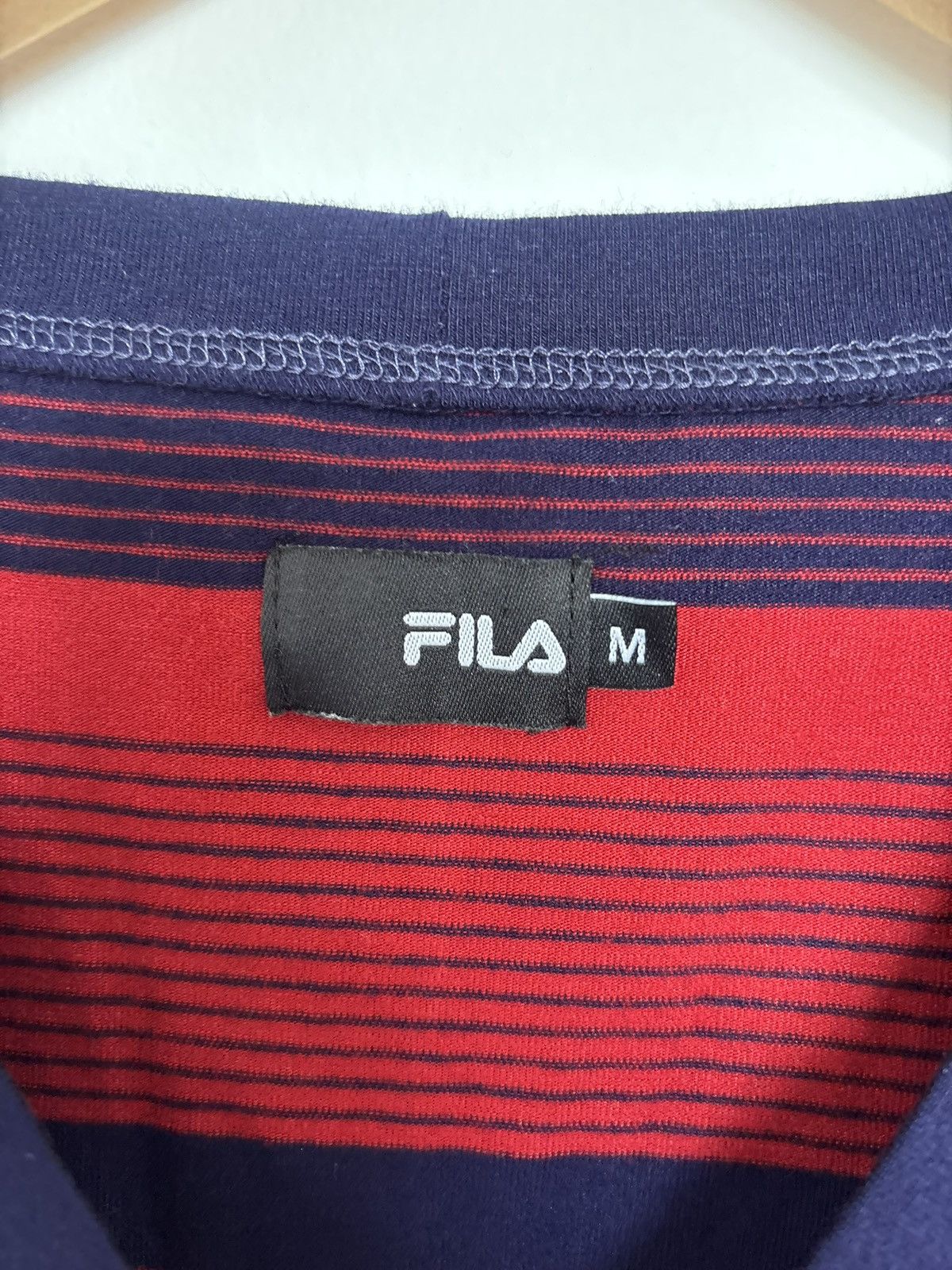 Fila Fila v neck patterned stretchy top Medium vintage Size M / US 6-8 / IT 42-44 - 2 Thumbnail