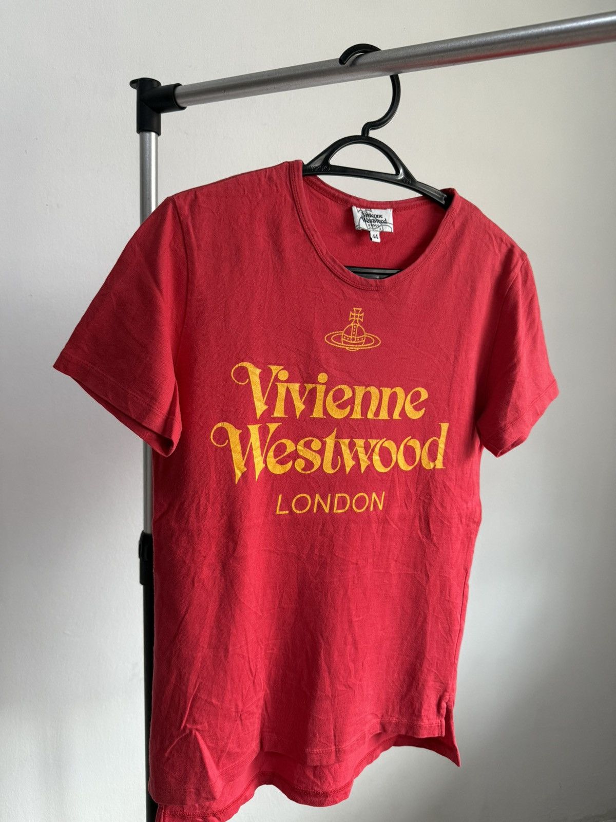 Vivienne Westwood Vivienne westwood london spell out tee Size US XS / EU 42 / 0 - 3 Thumbnail
