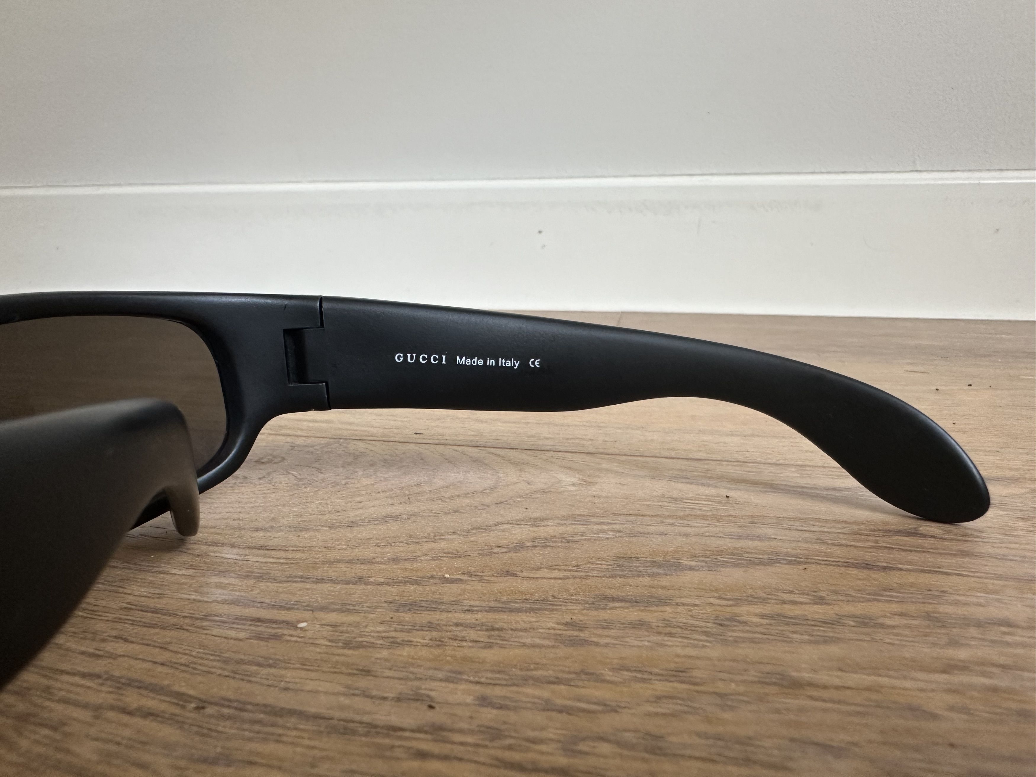 Gucci Black matte Gucci Sunglasses Size ONE SIZE - 5 Thumbnail