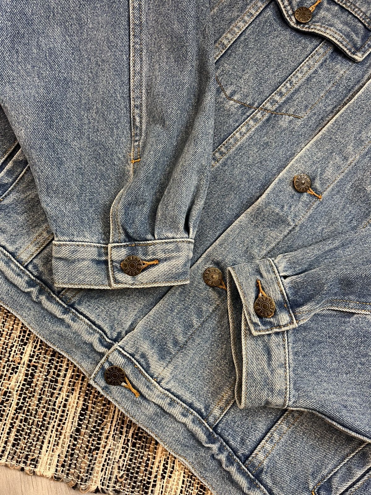 Levi's × Vintage Vintage ninty 9 Denim Jacket cropped workwear 90s Size US M / EU 48-50 / 2 - 9 Thumbnail