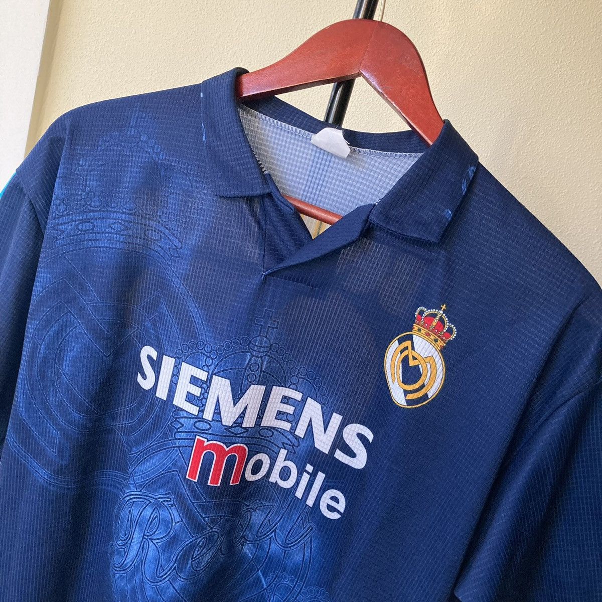 Vintage #23 Beckham Real Madrid Fan Retro Jersey Vintage Blokcore Size US XL / EU 56 / 4 - 3 Thumbnail