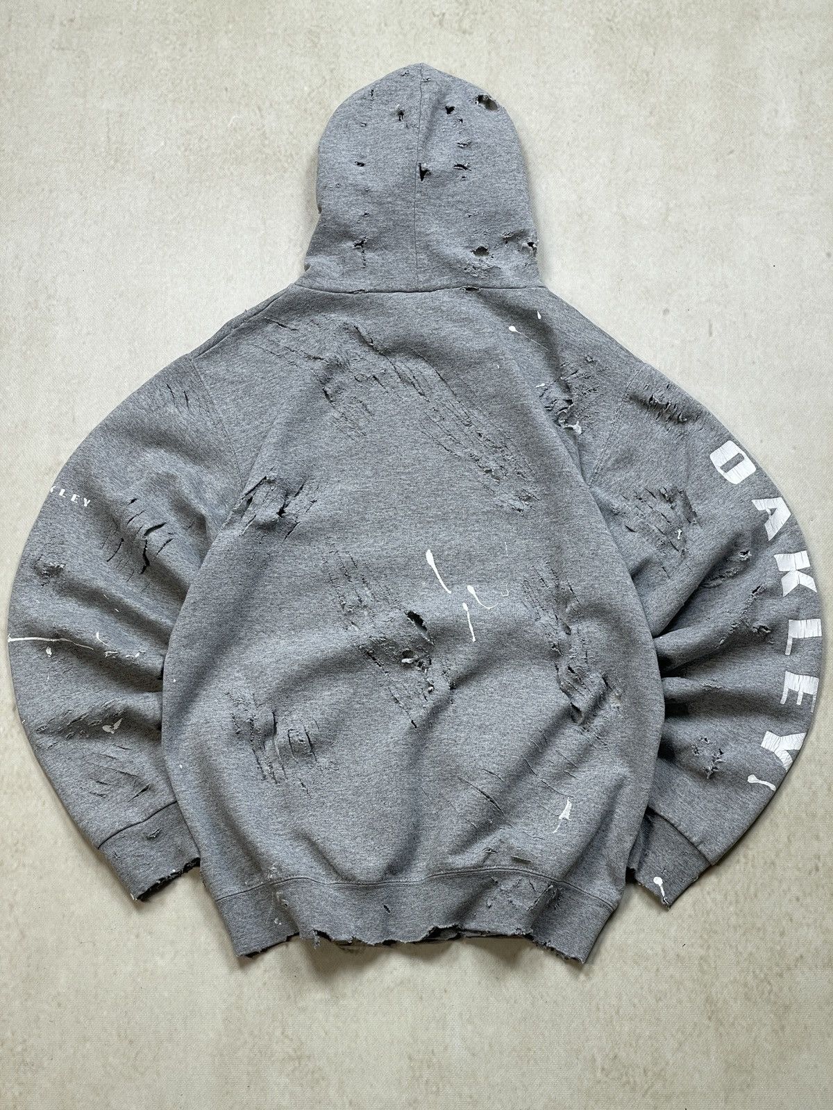 Balenciaga Balenciaga Oakley logo Wide Fit Hoodie 'Chalky