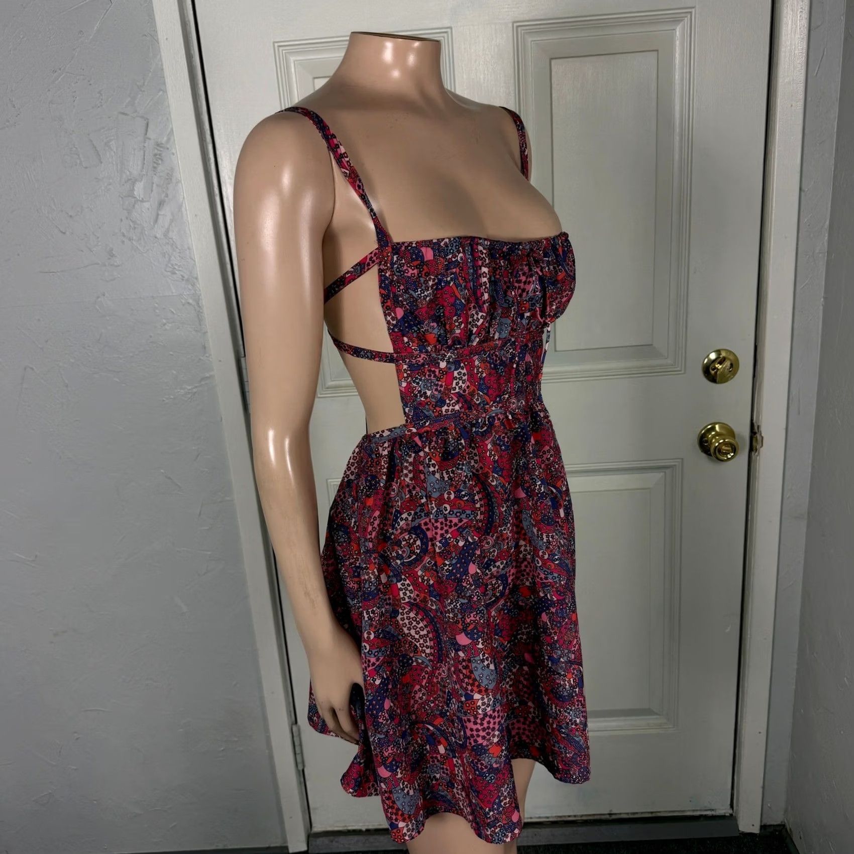 For Love & Lemons For Love & Lemons Women's Dress Mini Floral Open Back Tie Summer S Pink Sleeveless 31" Waist 23" D4-21 Size S / US 4 / IT 40 - 6 Thumbnail