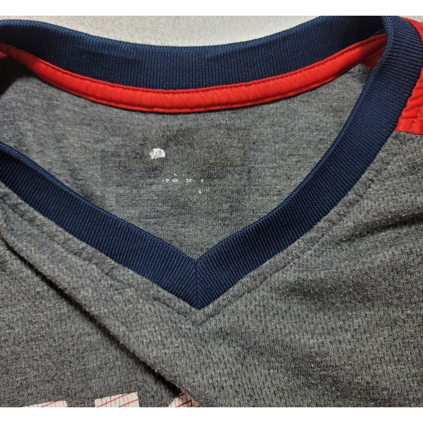 Other True Fan Gray Red LA Angels MLB Graphic Logo Shirt Large Size US L / EU 52-54 / 3 - 6 Thumbnail