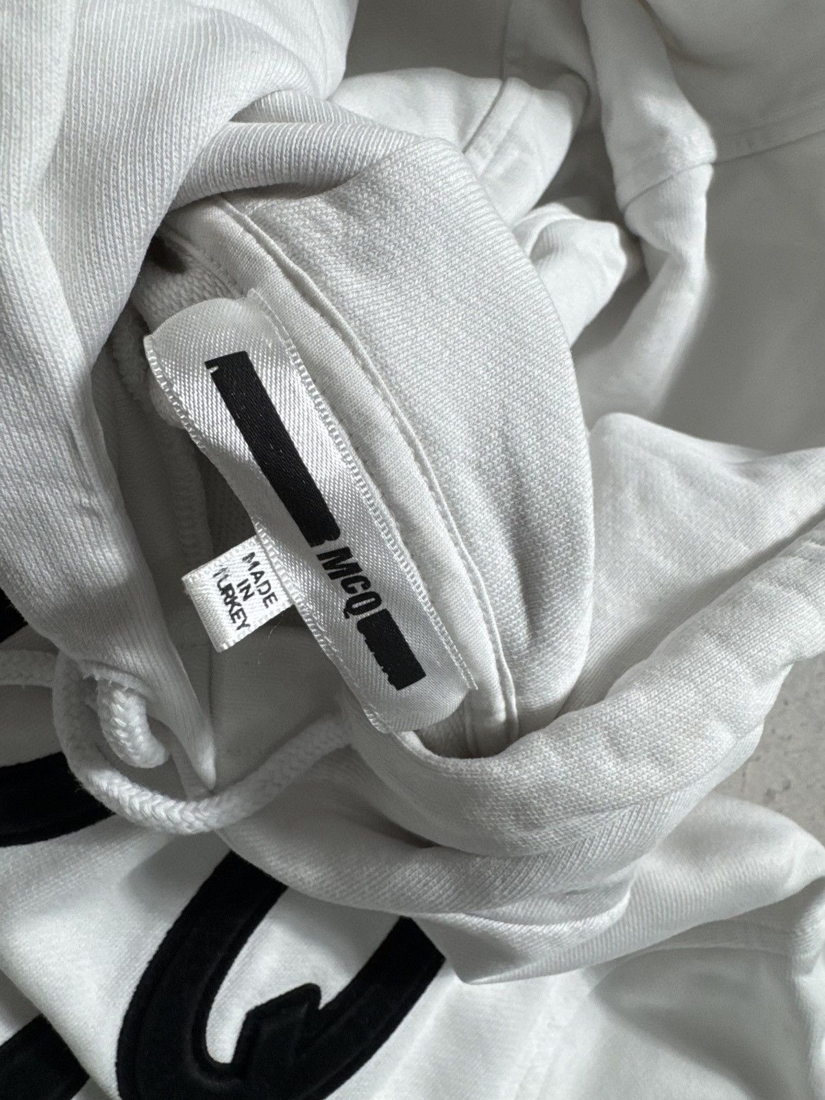 Alexander McQueen Alexander Mcqueen MCQ White Big Logo Hoodie Size S Size US S / EU 44-46 / 1 - 7 Thumbnail