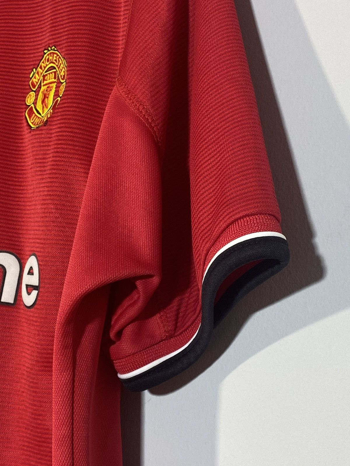 Umbro Vintage Umbro Manchester United Vodafone Retro Shirt Size US M / EU 48-50 / 2 - 14 Thumbnail
