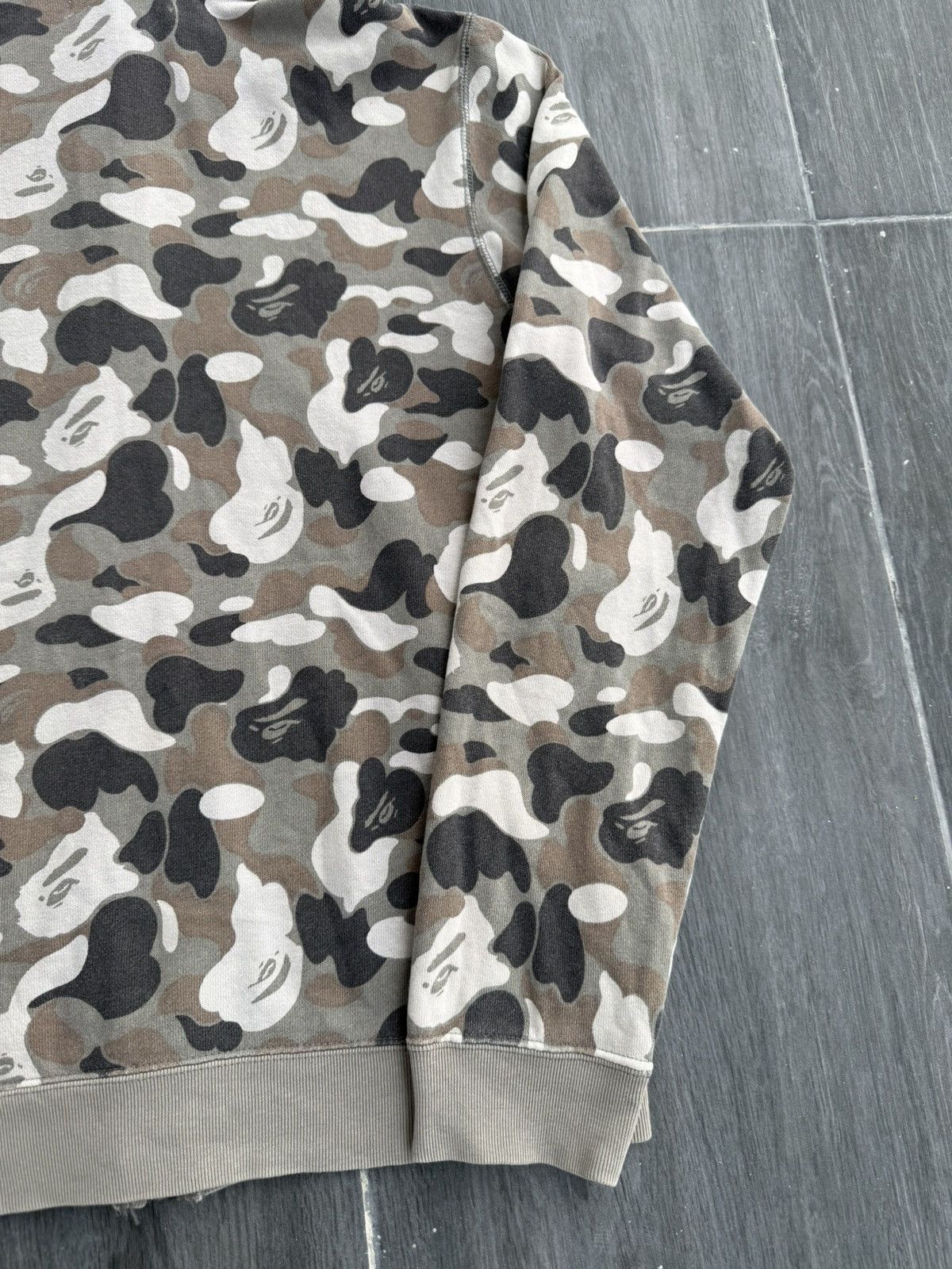 Bape Vintage A Bathing Ape "BAPE" 1st Camo Fullzip Hoodie Nigo Size US S / EU 44-46 / 1 - 22 Thumbnail