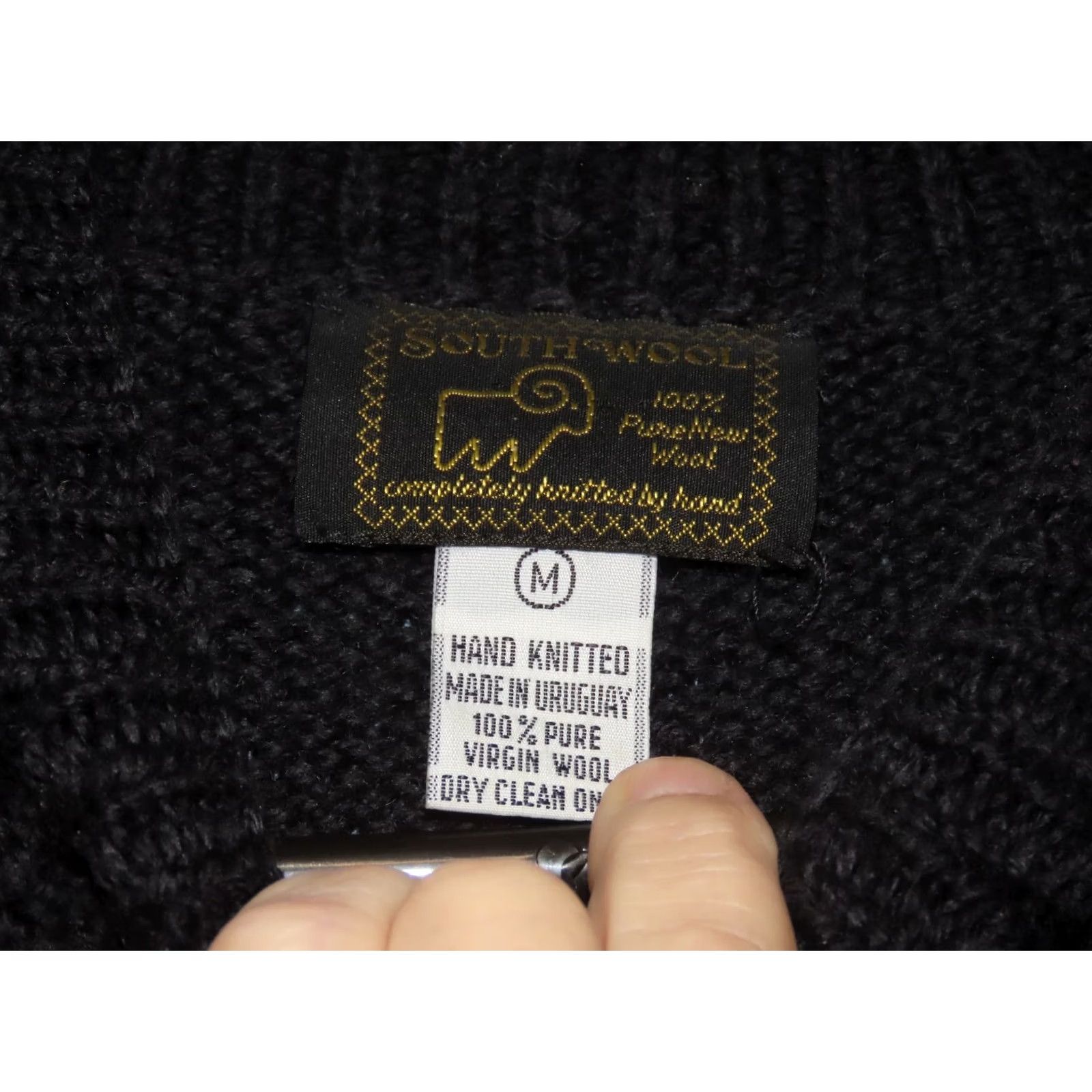 Vintage VINTAGE South Wool Santa Christmas Holiday Sweater 100% Wool Hand Knitted Uruguay Large Blue Crew Neck Long Sleeve Women's Pullover Christmas Theme Size M / US 6-8 / IT 42-44 - 5 Thumbnail