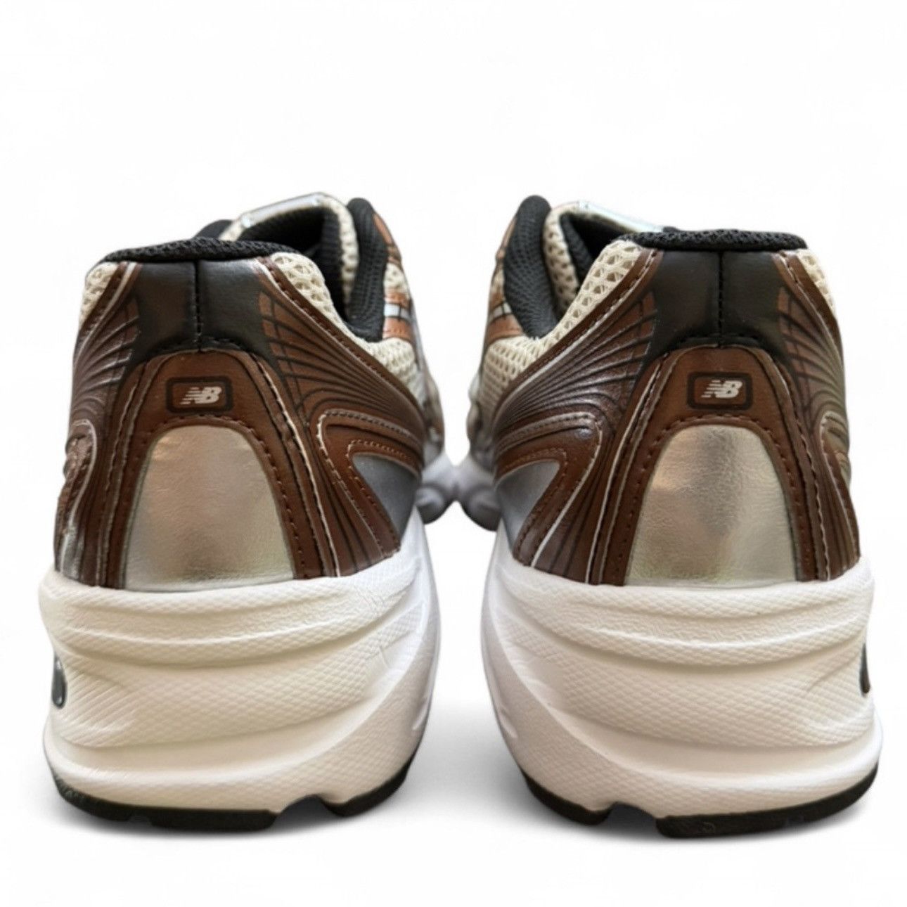 New Balance NIB Unisex New Balance 740 Size US Men 9.5/ Women 11 Size US 9.5 / EU 42-43 - 5 Thumbnail