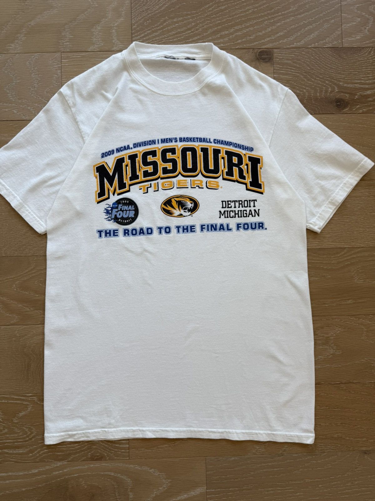 NCAA Missouri Tigers 2009 Final Four Championship Shirt Size US M / EU 48-50 / 2 - 1 Thumbnail