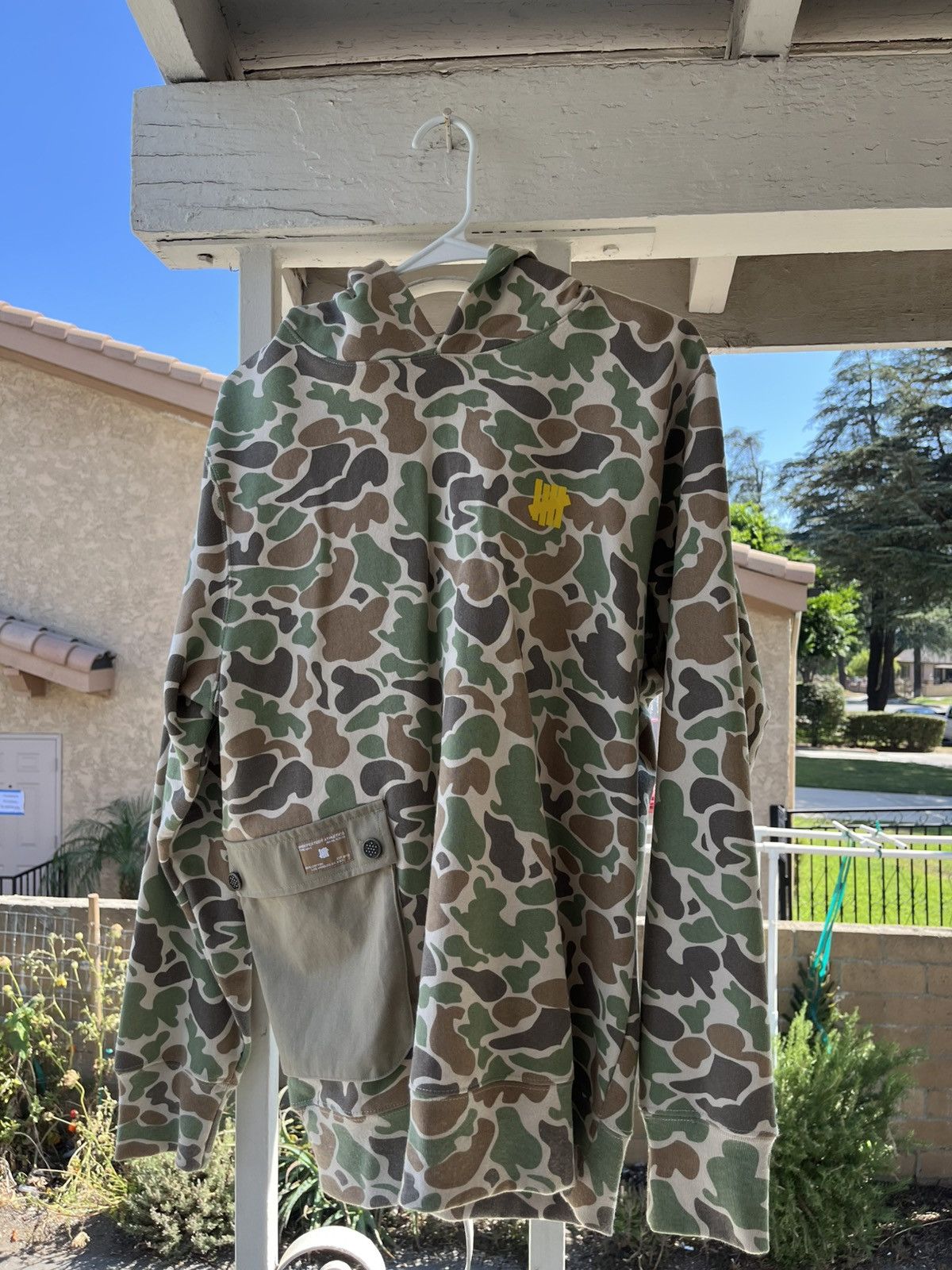 Undefeated Undefeated Monkey Pocket Hoodie Size US M / EU 48-50 / 2 - 2 Thumbnail