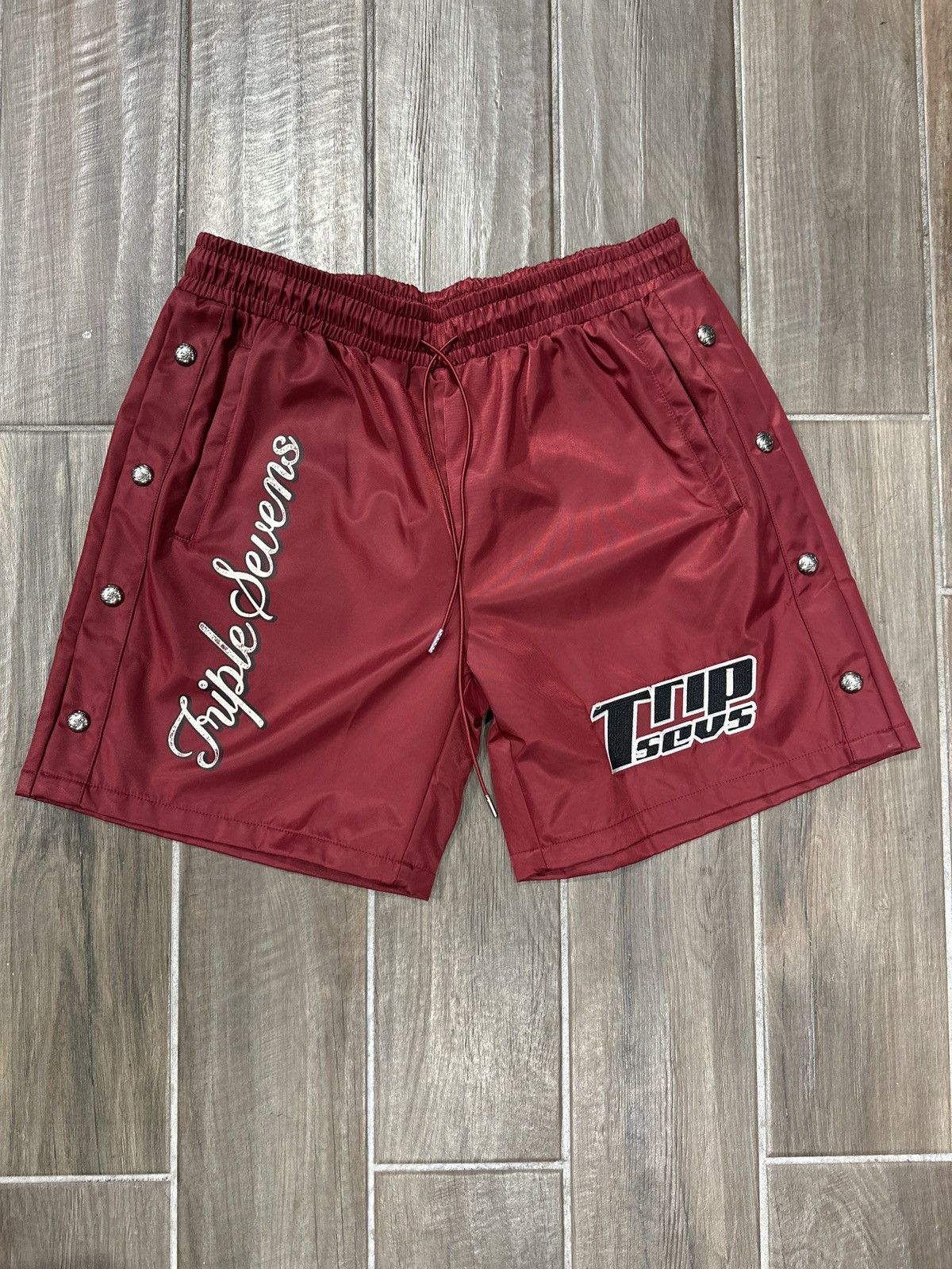 TRIPLE SEVENS Triple Sevens Nylon Button Up Shorts Red Size US 36 / EU 52 - 1 Thumbnail