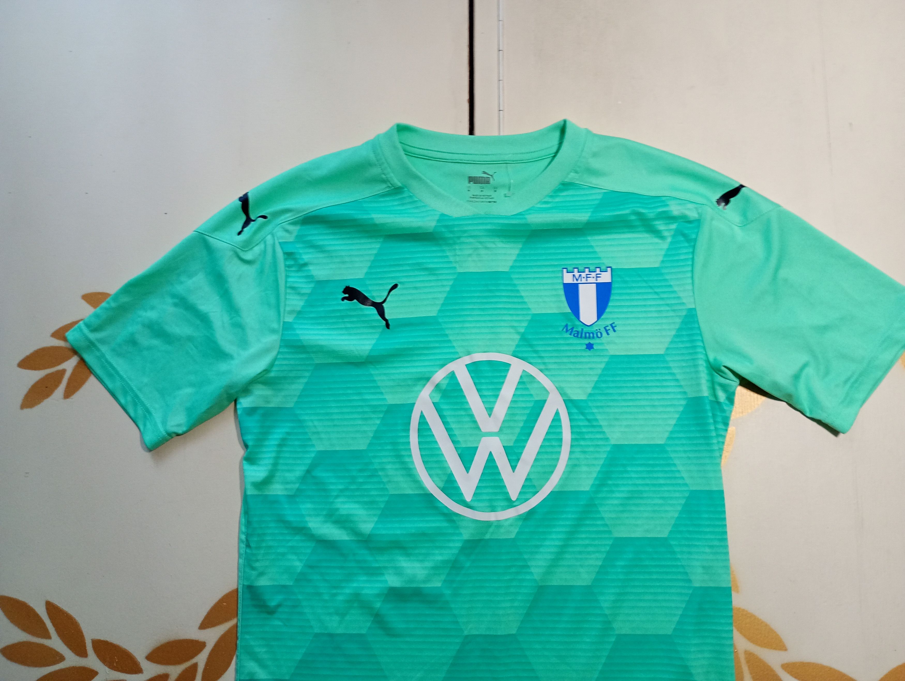Puma Puma Malmö FC Goalkeeper Jersey 2021 Size US M / EU 48-50 / 2 - 4 Thumbnail