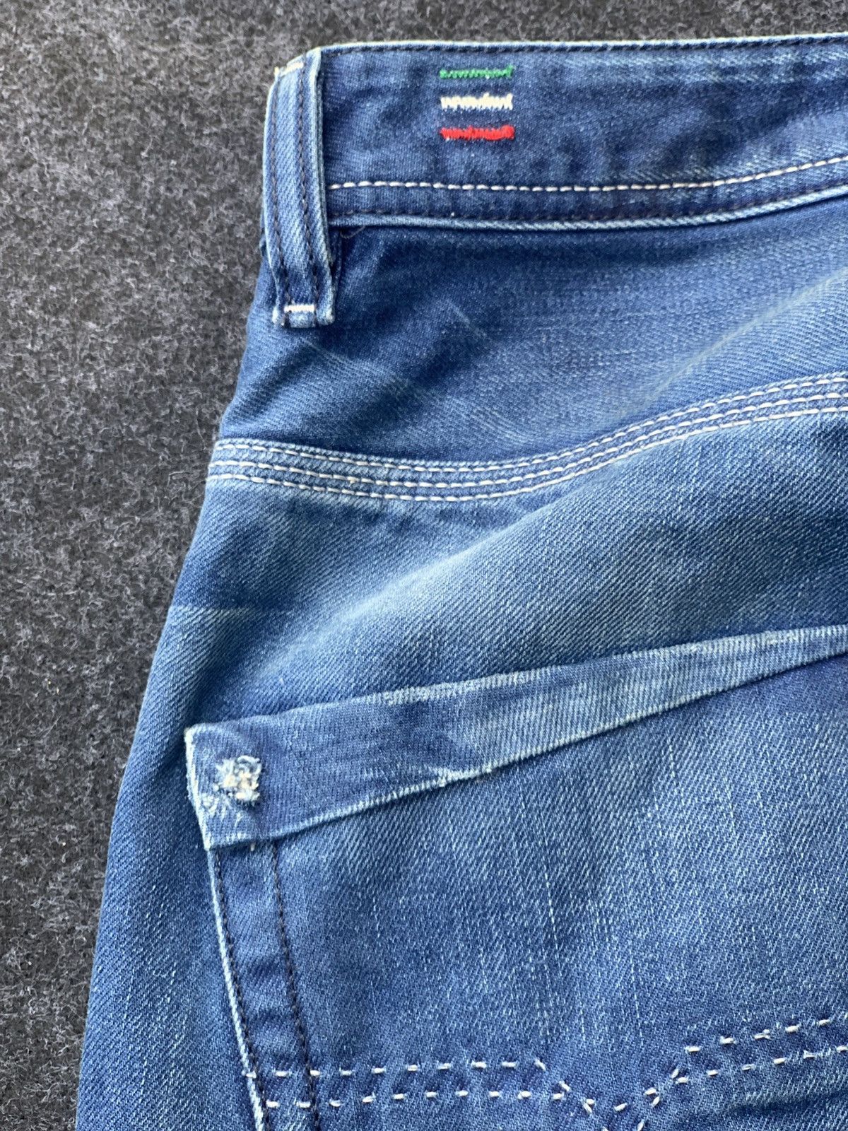 Diesel VINTAGE DIESEL JEANS MADE IN ITALY. Size US 34 / EU 50 - 13 Thumbnail