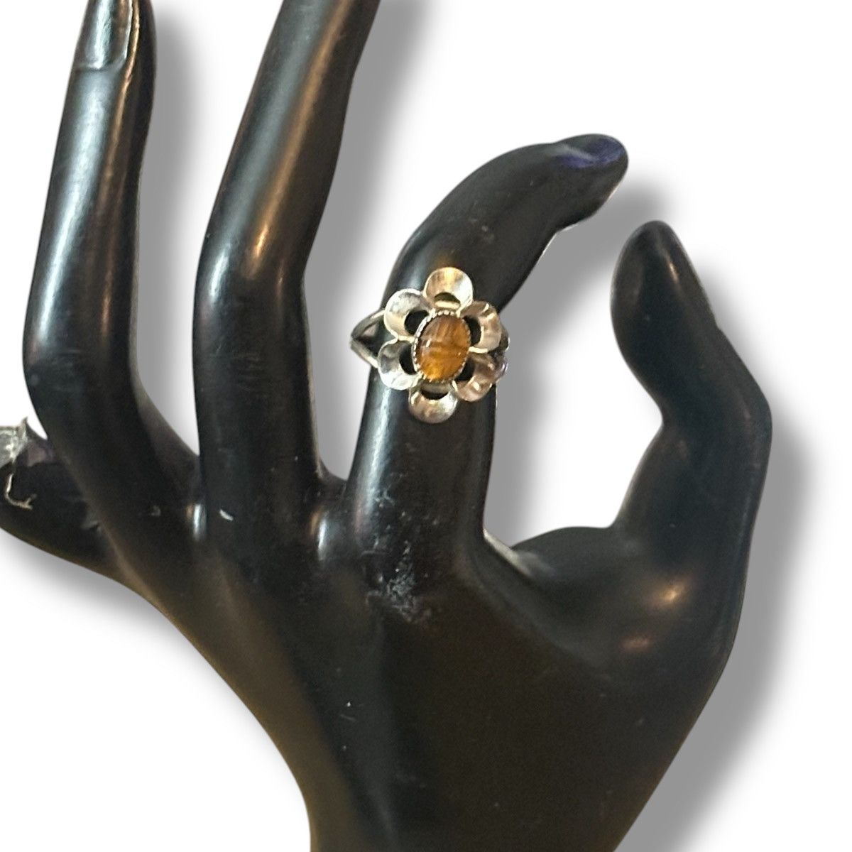 Vintage Vintage silver tone tigers eye flower ring Size ONE SIZE - 2 Thumbnail
