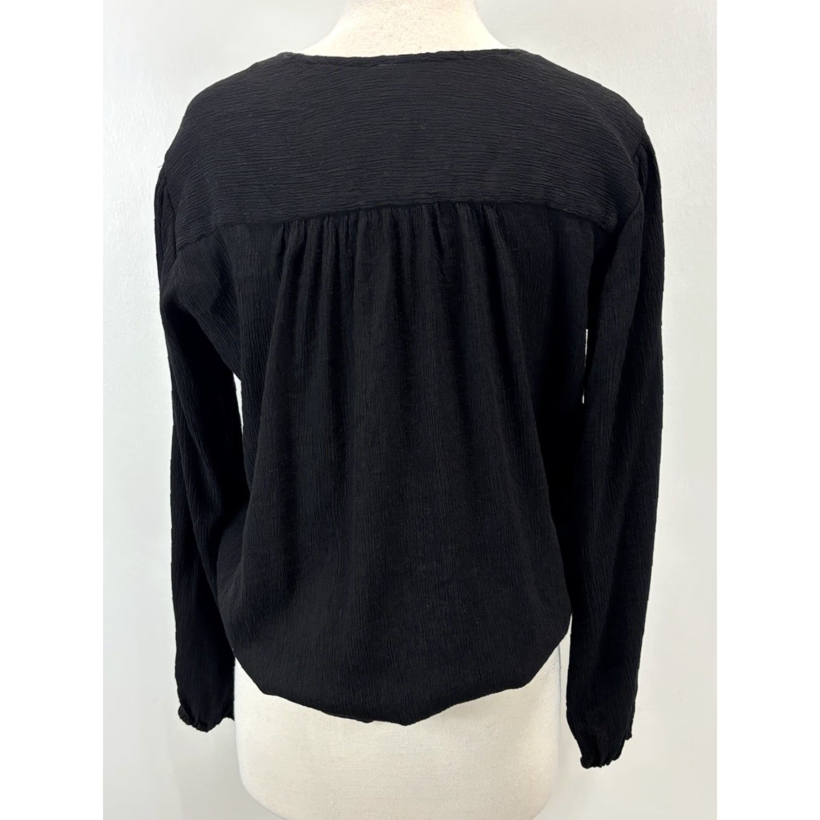 Free People FREE PEOPLE Bohemian Wrap Blouse S Black Long Balloon Sleeve 70s Womens Size S / US 4 / IT 40 - 3 Thumbnail