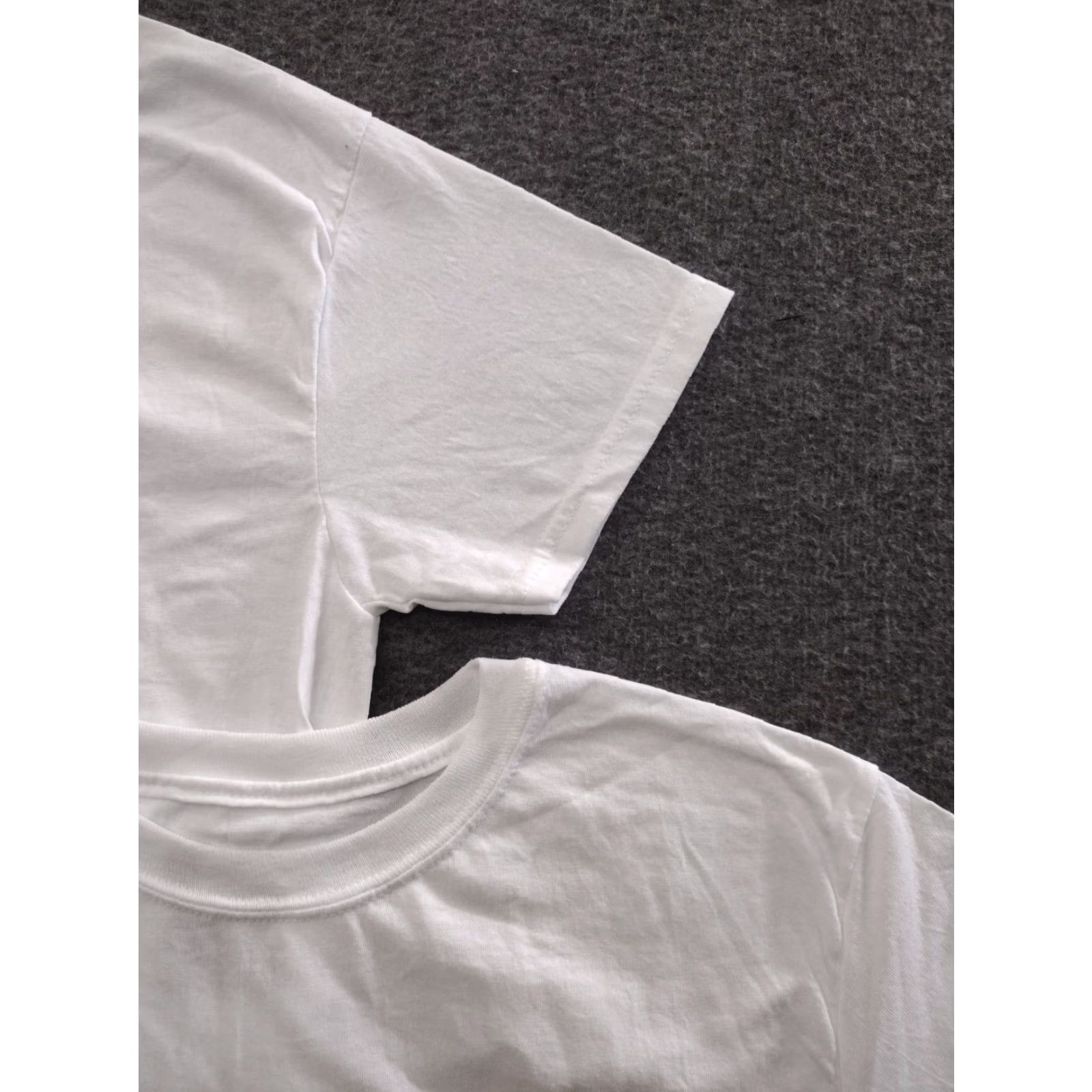 Hanes Hanes Unissex Cotton Blend Tee 3 Pack Shirt XL White Tee Adults XL Cotton T-Shirt Crew Neck Short Sleeve Regular Fit Unisex Colors: White Theme: Tee Size US XL / EU 56 / 4 - 7 Thumbnail