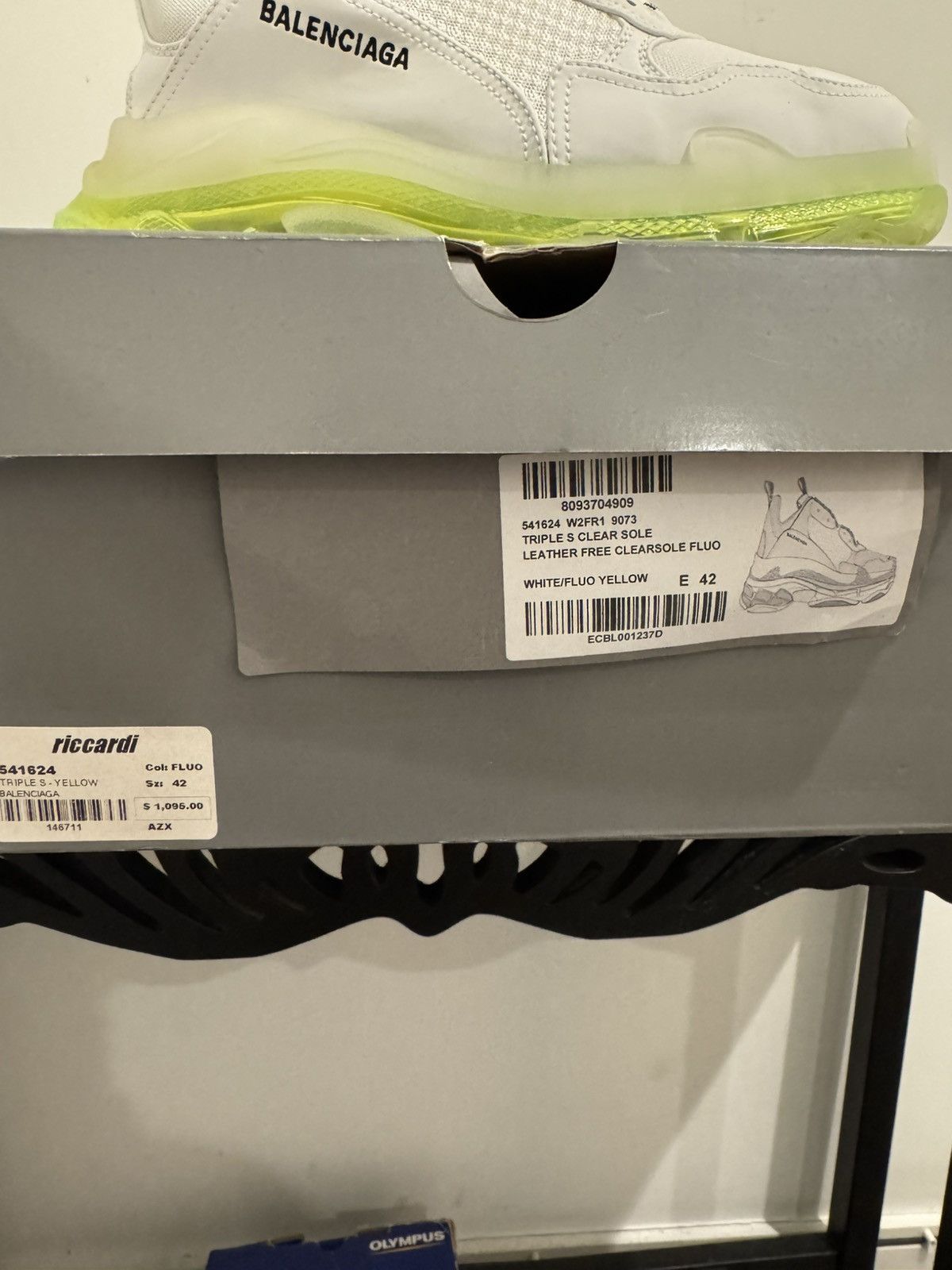 Balenciaga Balenciaga Triple S Clear Sole White Fluo Yellow Size US 9 / EU 42 - 8 Thumbnail