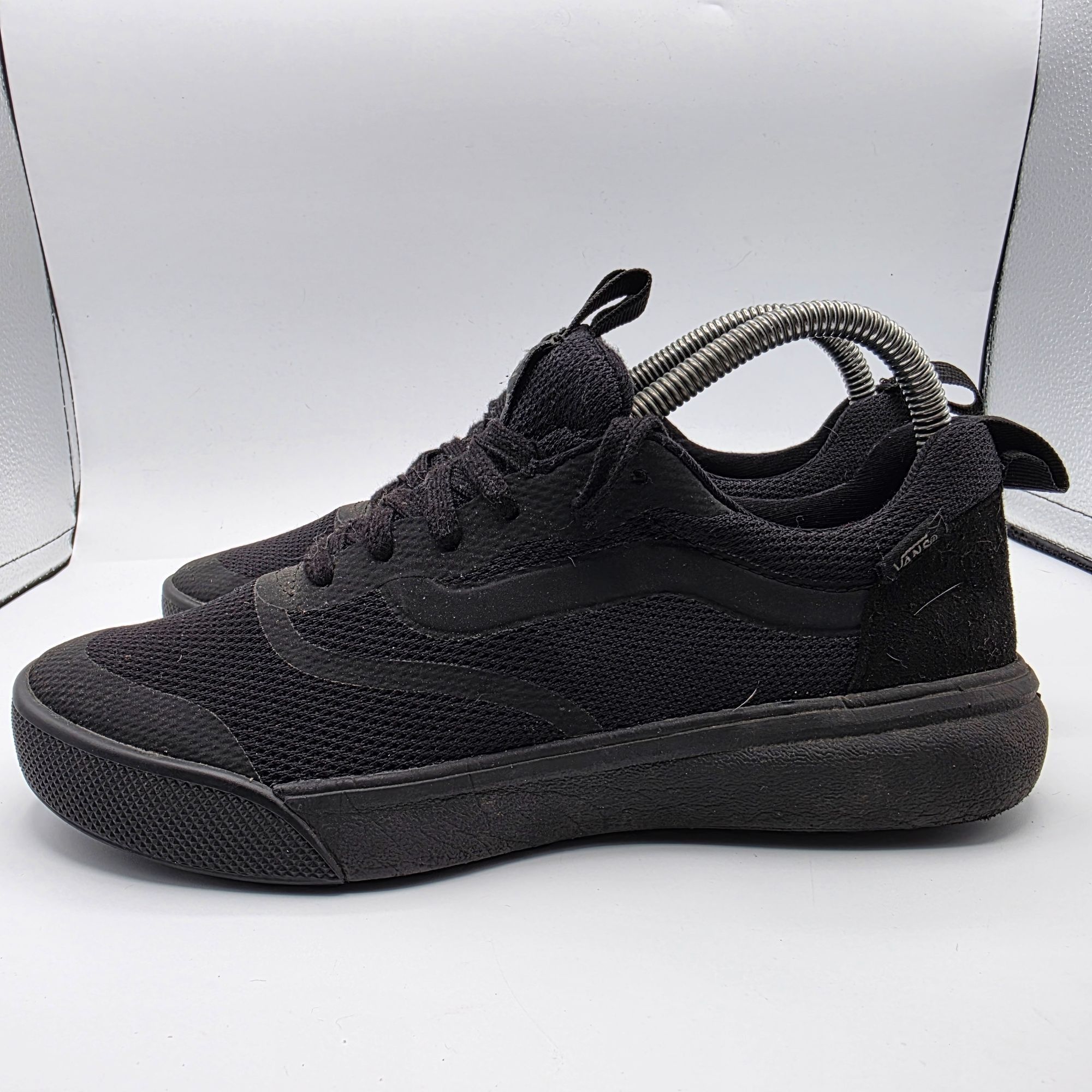 Vans Vans Ultrarange Rapidweld Womens Size 8 Triple Black Shoes W Size US 8 / IT 38 - 13 Thumbnail