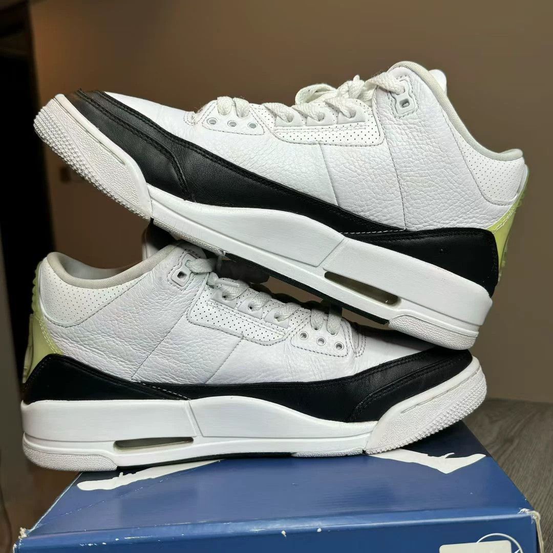 Nike Fragment Design x Jordan Air Jordan 3 collaboration Size US 11 / EU 44 - 4 Thumbnail