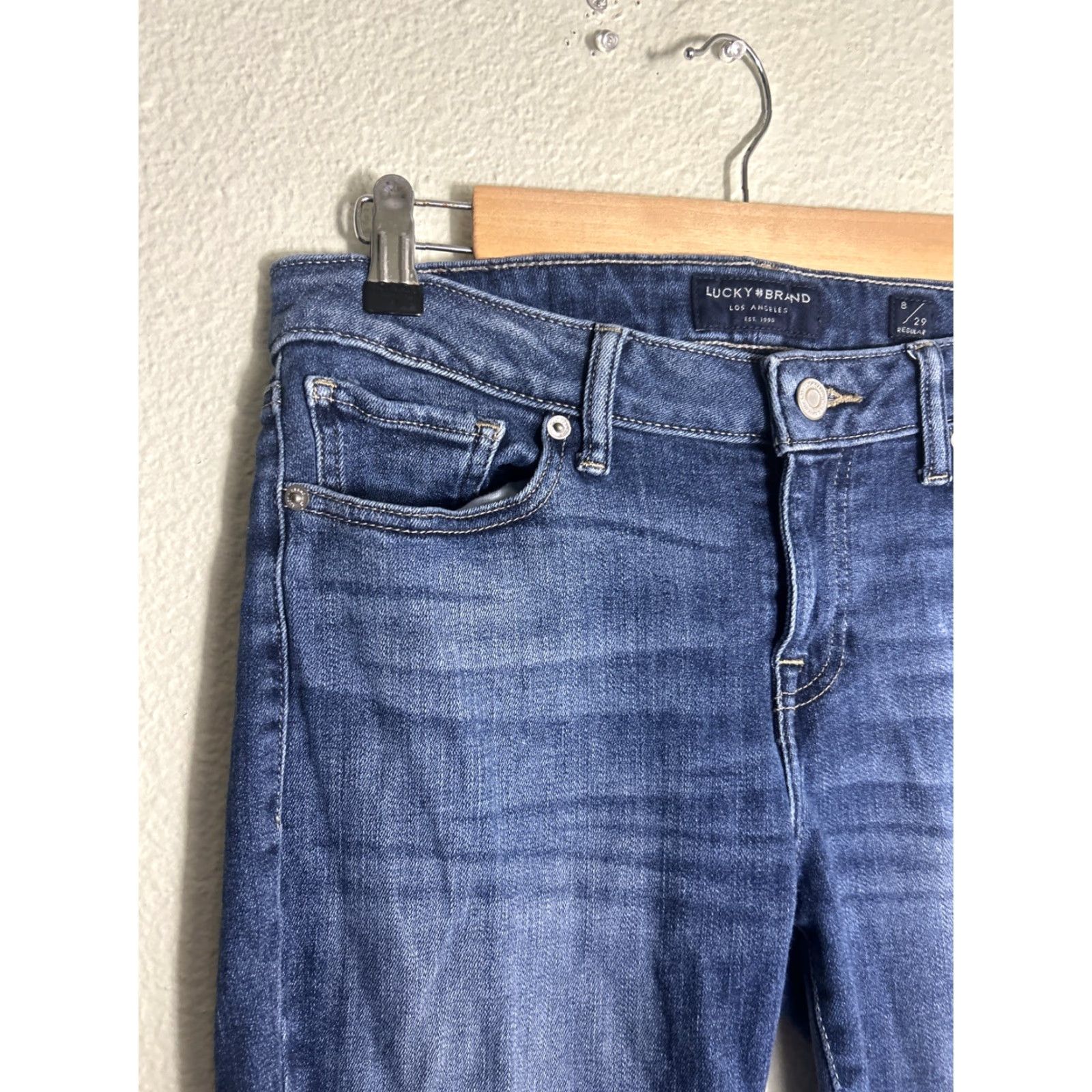 Lucky Brand Lucky Brand Womens Jeans 8/29 Dark Wash Low Rise Skinny Lolita 29x28 8 Blue Size 30" / US 8 / IT 44 - 4 Thumbnail
