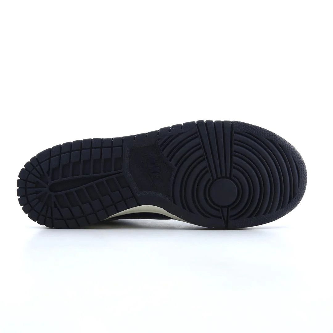 Nike Nike Dunk Low Shoes in Football Grey/Midnight Navy/White Size US 7 / EU 40 - 5 Thumbnail