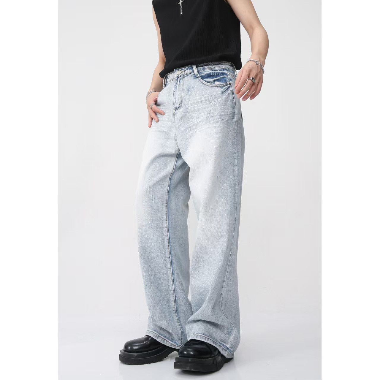 Japanese Brand × Vintage Washed and Aged Simple Casual Loose Jeans Size US 26 / EU 42 - 3 Thumbnail