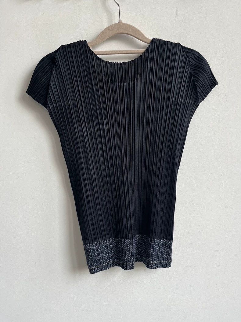 Issey Miyake Issey Miyake size:3 Black pocket patchwork top Size XS / US 0-2 / IT 36-38 - 2 Thumbnail