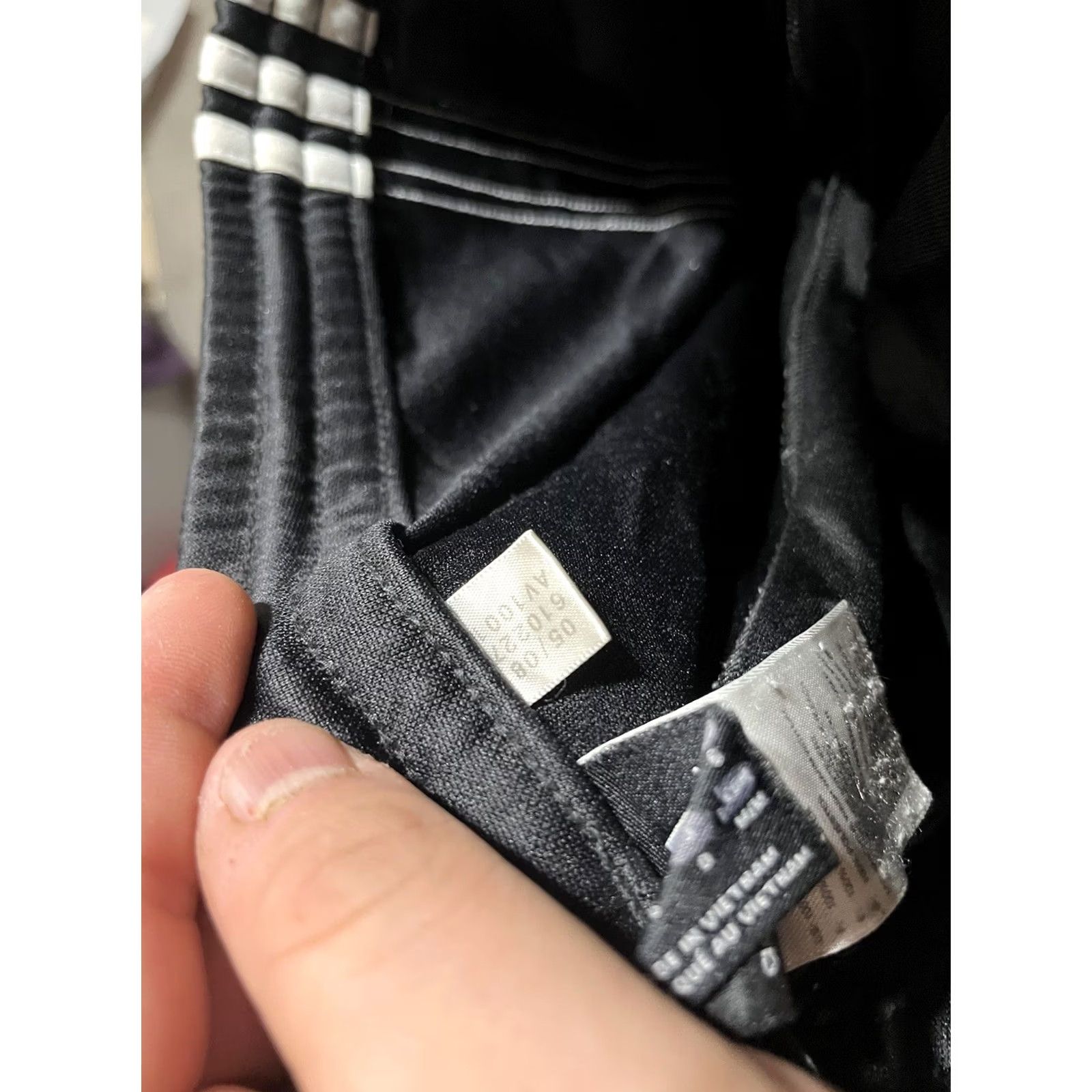 Adidas VINTAGE Adidas Men's Y2K 3 Stripe Track Pants Size Medium Black AV1001 Size US 31 - 6 Thumbnail