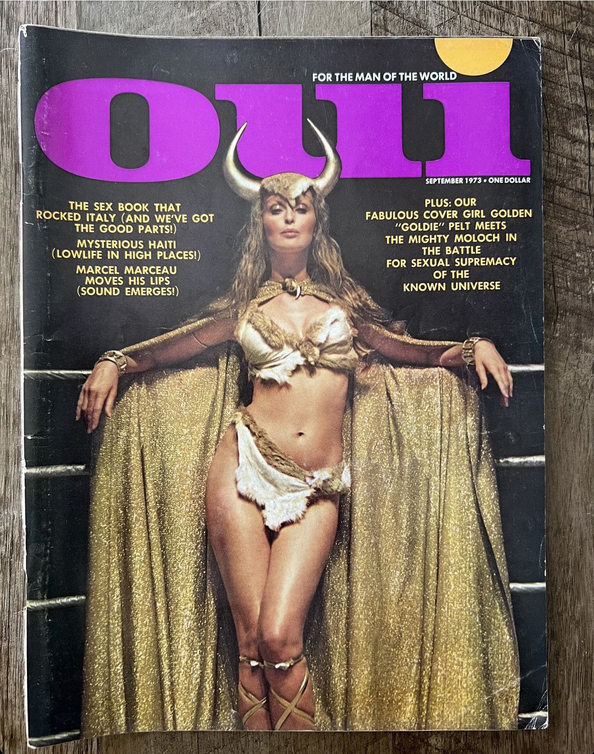 Vintage OUI Magazine “ For The Man of The World ” - September 1973 Size ONE SIZE - 1 Thumbnail