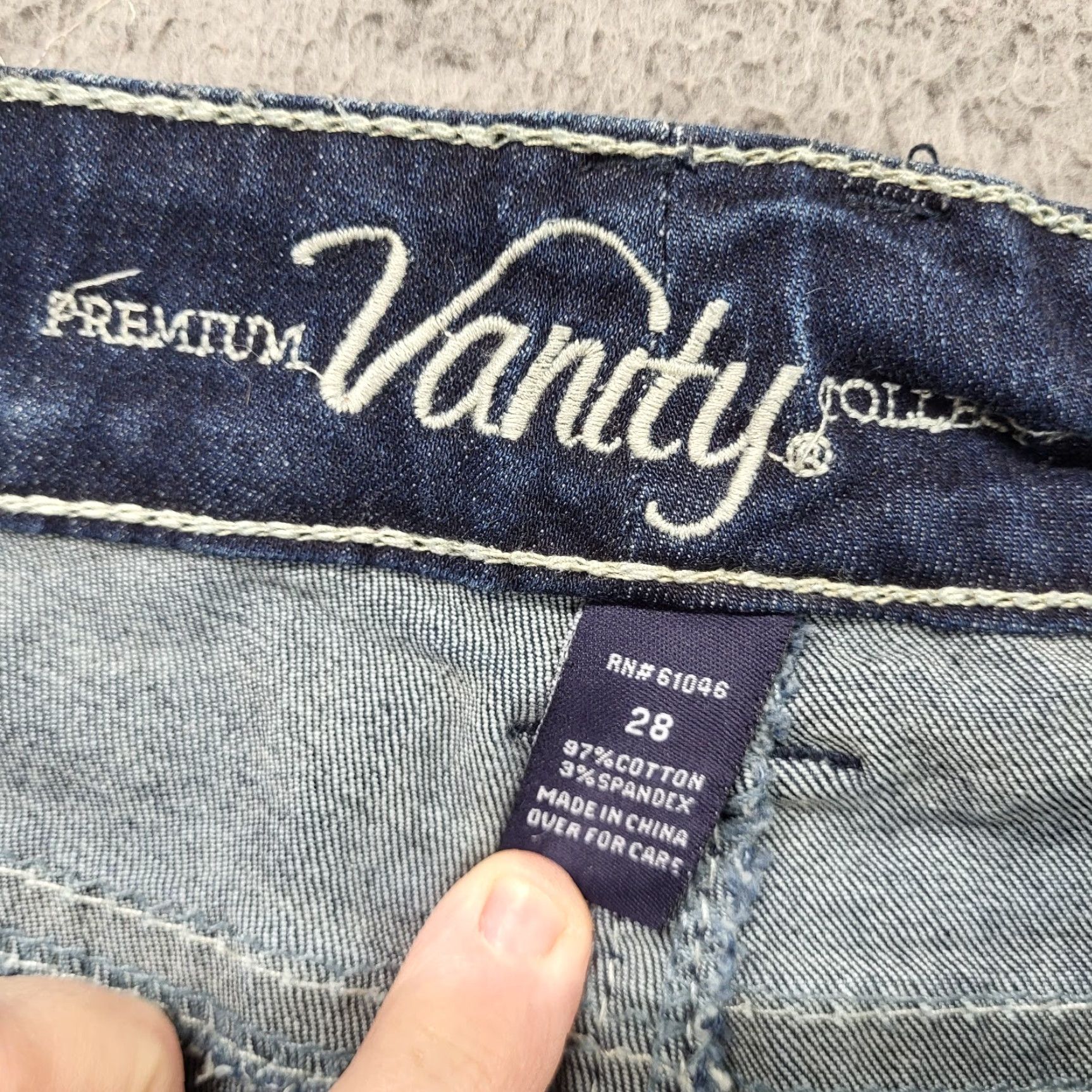Vintage Vanity Premium Collection Capri Jeans Womens Size 28 Blue Denim Embellish Sasha Summer Size 28" / US 6 / IT 42 - 3 Thumbnail