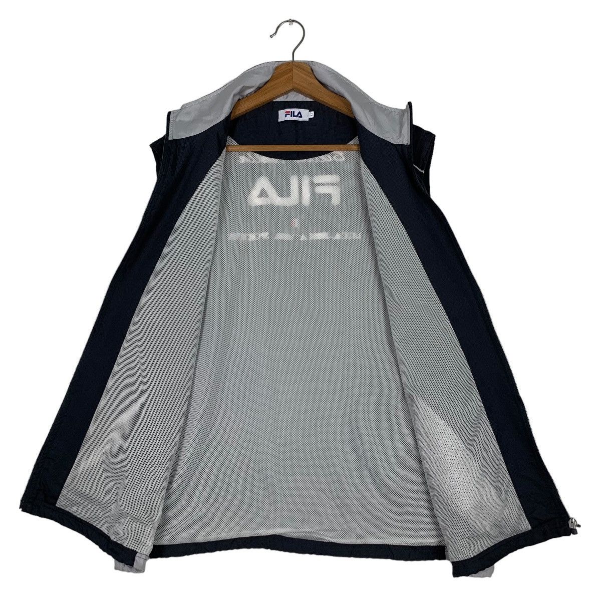 Fila FILA Embroidery Big Logo Light Vest #0105-C6 Size US L / EU 52-54 / 3 - 13 Thumbnail