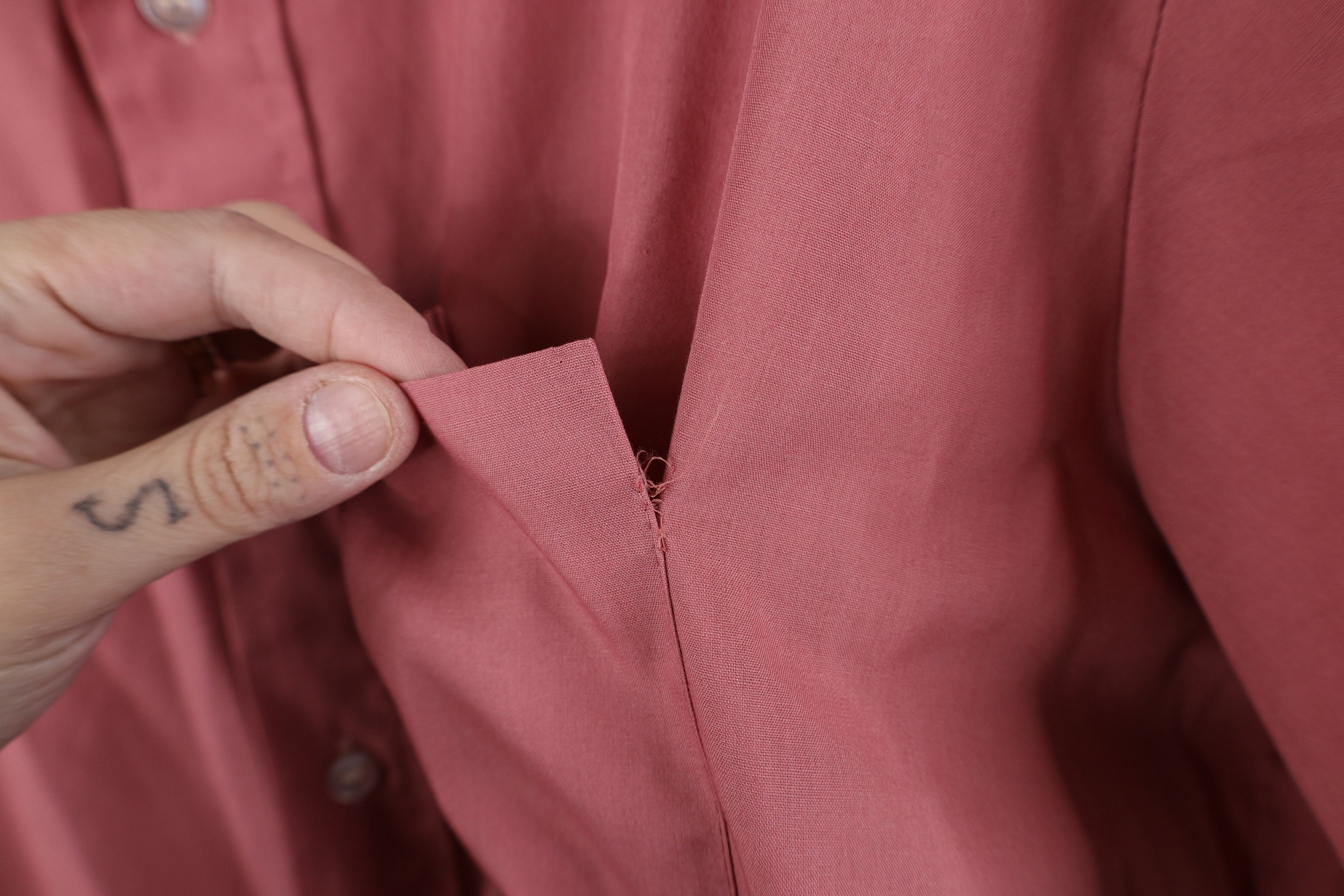 Vintage Vintage 70s Streetwear Collar Short Sleeve Button Shirt Pink Size US XL / EU 56 / 4 - 4 Thumbnail