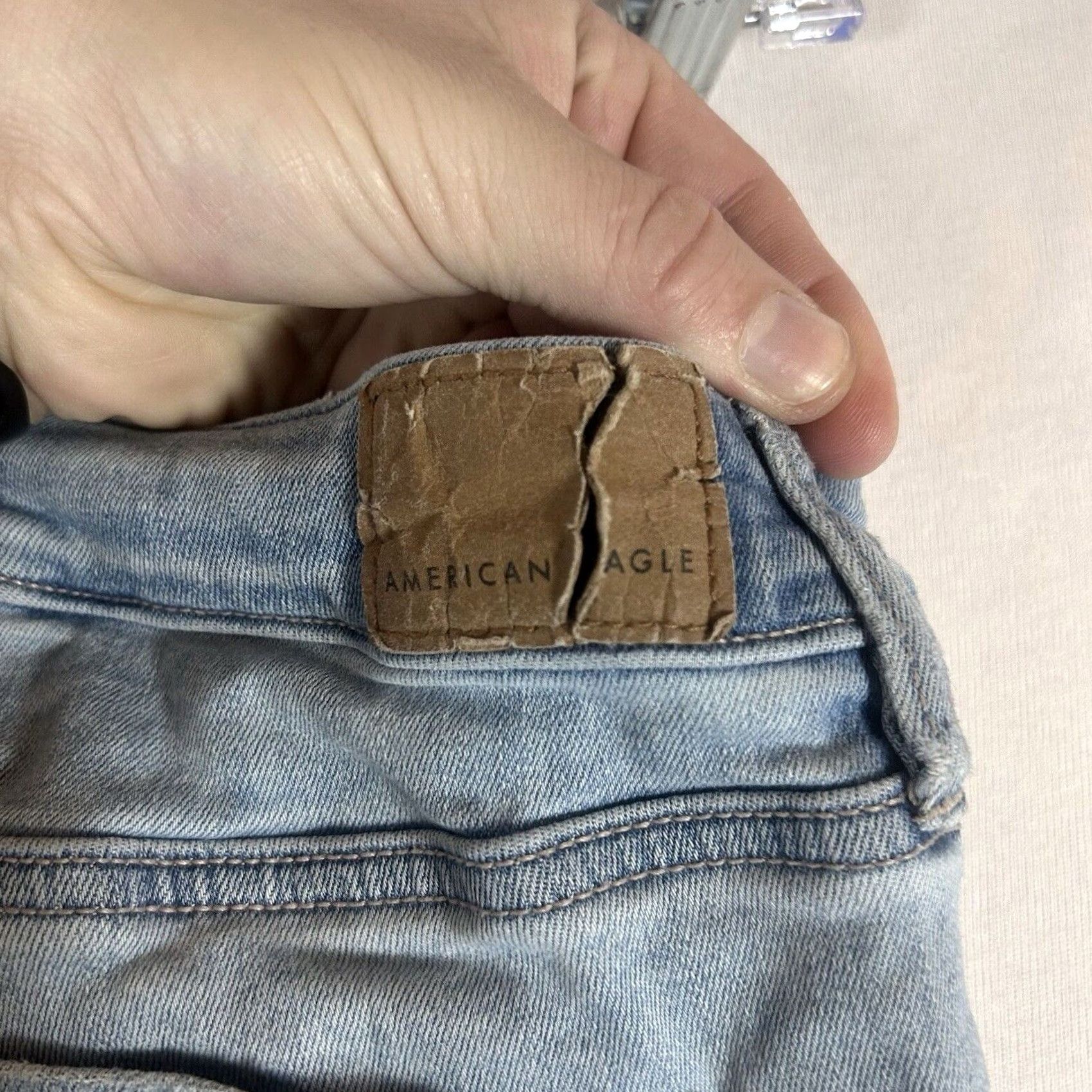 American Eagle Outfitters American Eagle Jeans Jegging Light Wash Mid 4S Slim Women Shirt? Size 27" / US 4 / IT 40 - 2 Thumbnail