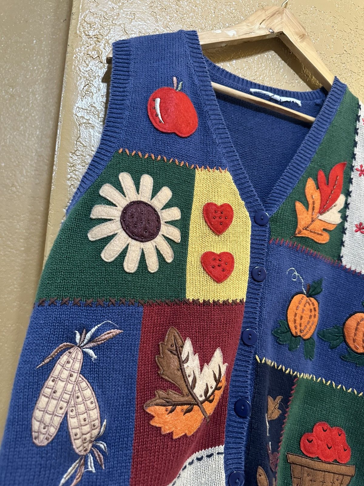 Japanese Brand × Vintage 90s Fall Patchwork Sweater Vest Unisex Small Size US S / EU 44-46 / 1 - 4 Thumbnail