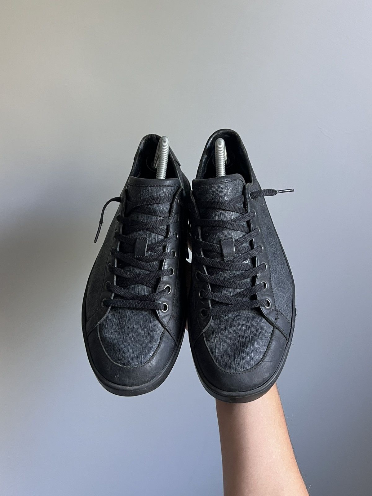 Gucci Gucci Vintage Monogram Graphite GG Leather Sneakers Size US 9.5 / EU 42-43 - 2 Thumbnail