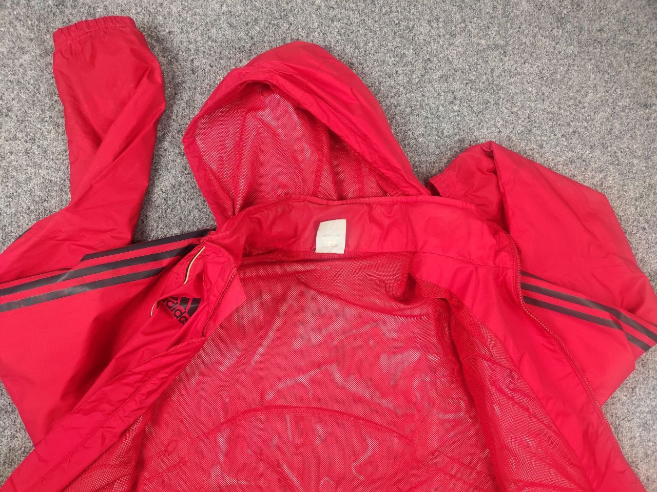 Adidas Vintage Adidas Liverpool 2009-10 Football Soccer Red Jacket Size US L / EU 52-54 / 3 - 14 Thumbnail