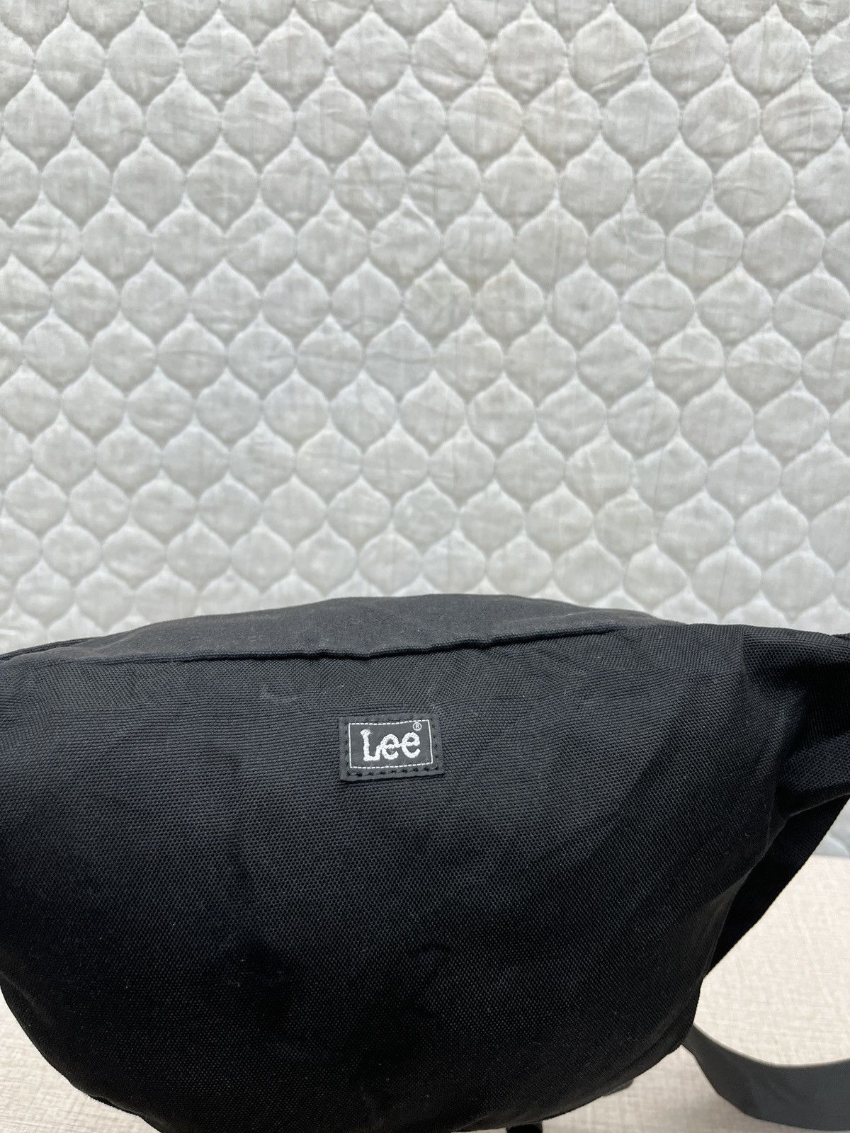 Champion × Lee 🔥🔥🔥STEALS CHAMPION & LEE RIDERS BAG Size ONE SIZE - 10 Thumbnail