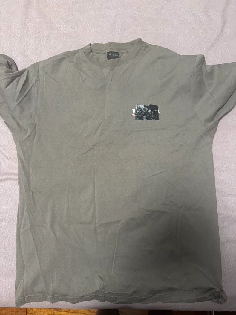 Balenciaga Balenciaga Logo monogrammed crewneck pullover short sleeve Size US L / EU 52-54 / 3 - 1 Thumbnail