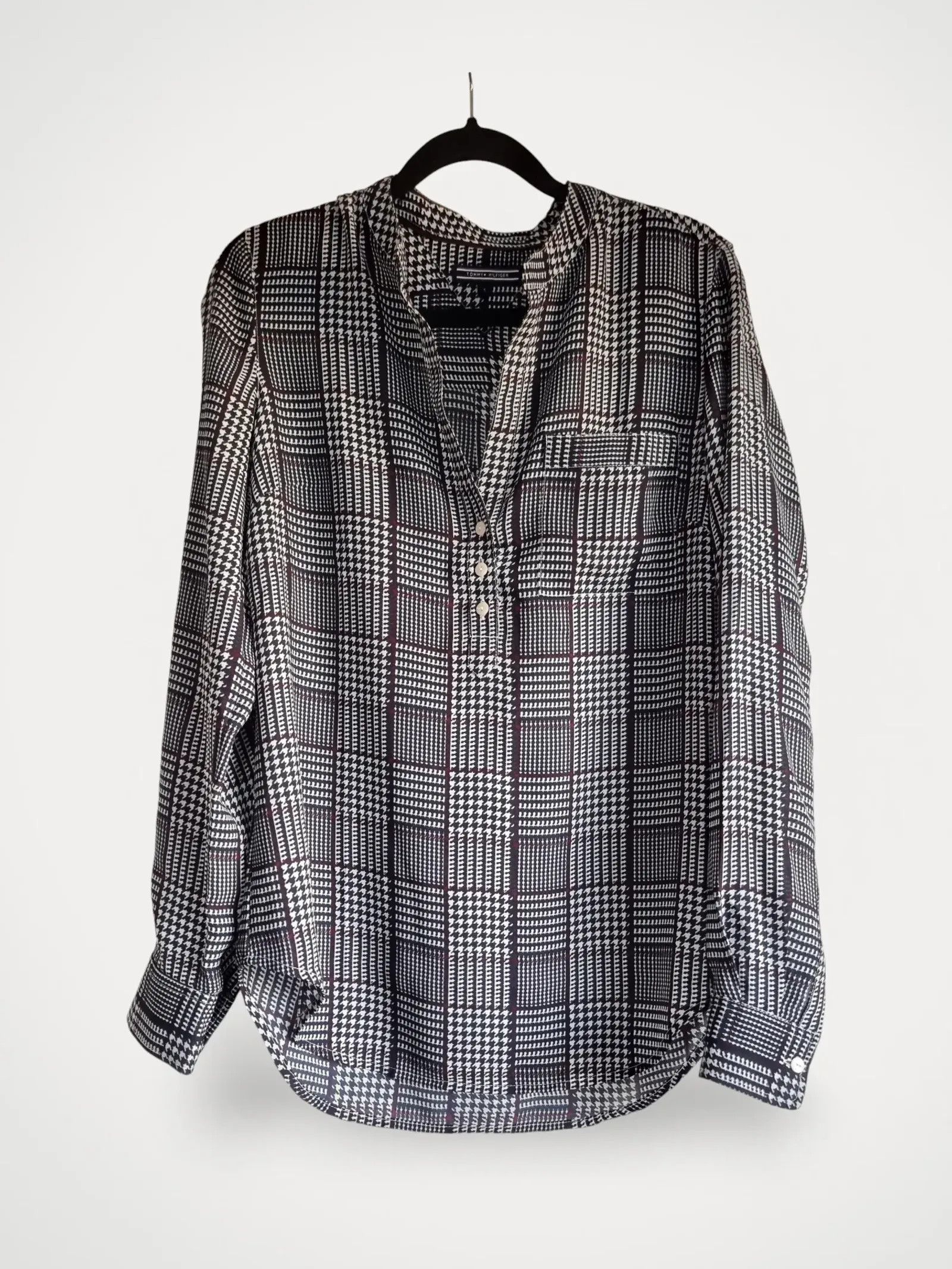 Tommy Hilfiger Tommy Hilfiger Blouse Size S / US 4 / IT 40 - 1 Thumbnail