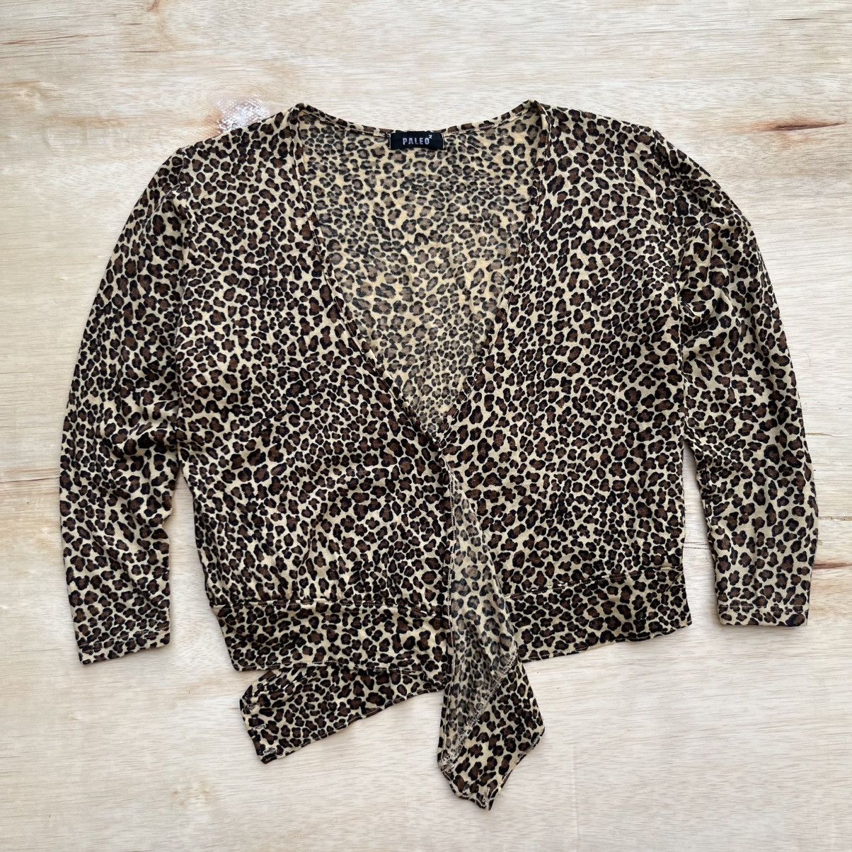 Japanese Brand PALEO2 CROPPED TOPS CARDIGAN BLOUSES CAMO LEOPARD Size L / US 10 / IT 46 - 1 Thumbnail