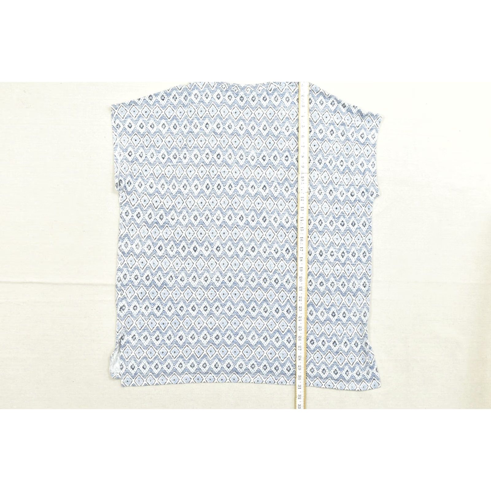 Orvis Orvis Blouse Womens XXL Blue White Geometric Print V-Neck Short Sleeve Button Size 40" / US 18 - 4 Thumbnail
