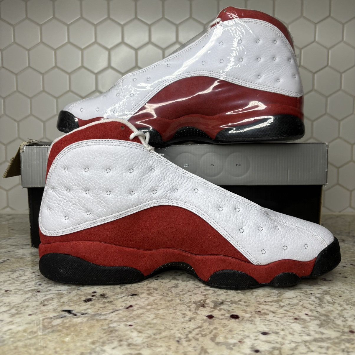 Jordan Brand Size 13 -Jordan 13 Retro 2010 Cherry BRAND NEW FAST SHIP Size US 13 / EU 46 - 2 Thumbnail