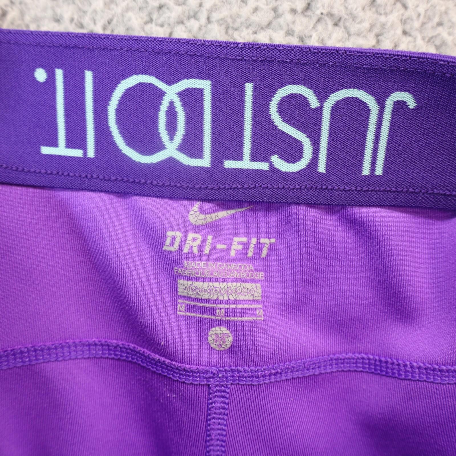 Nike Nike Dri Fit Womens Medium Running Purple Gym Atheleisure Size 32" / US 10 / IT 46 - 10 Thumbnail