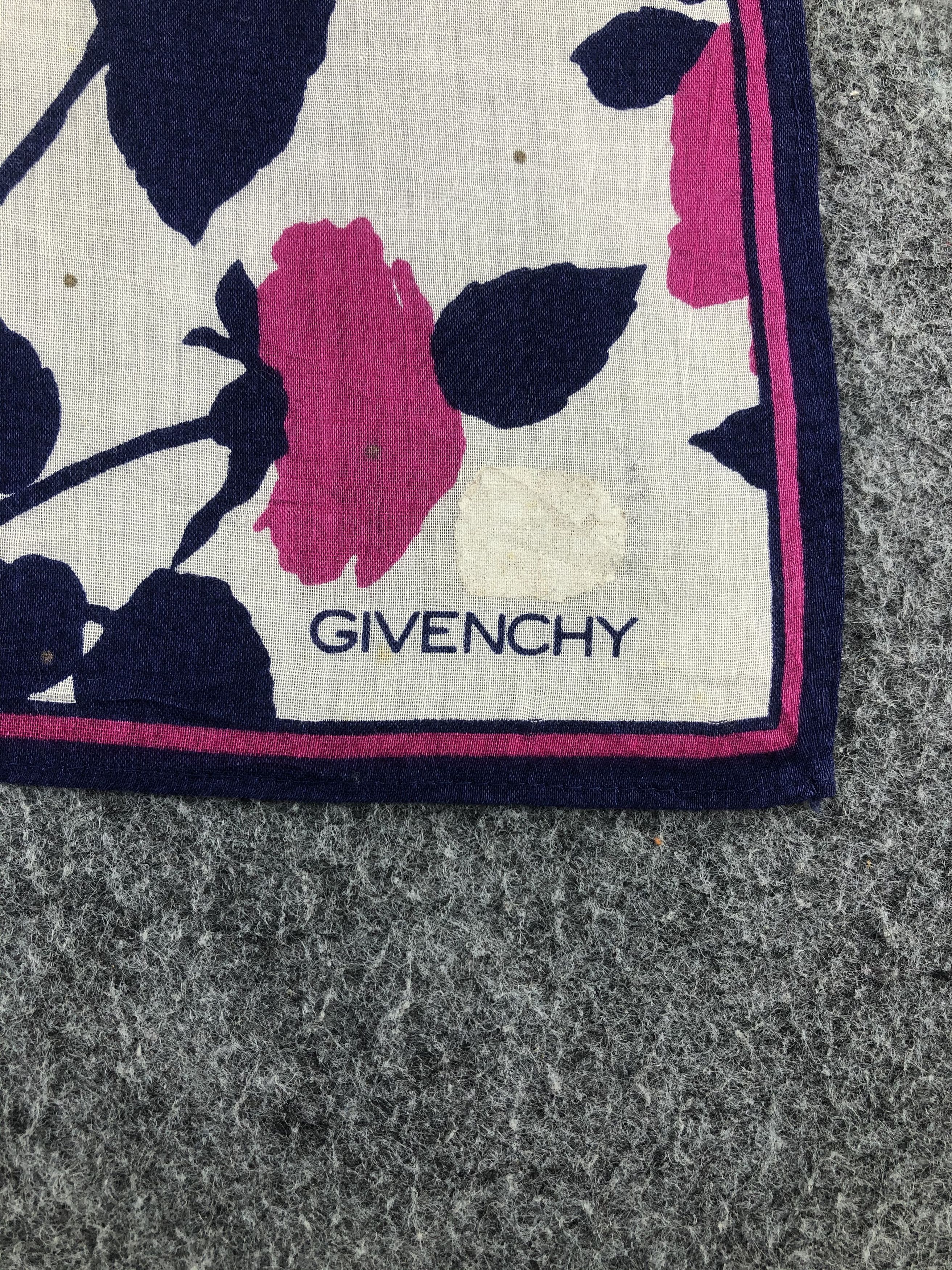 Vintage Givenchy Floral Handkerchief / Bandana / Neckerchief A694 Size ONE SIZE - 5 Thumbnail