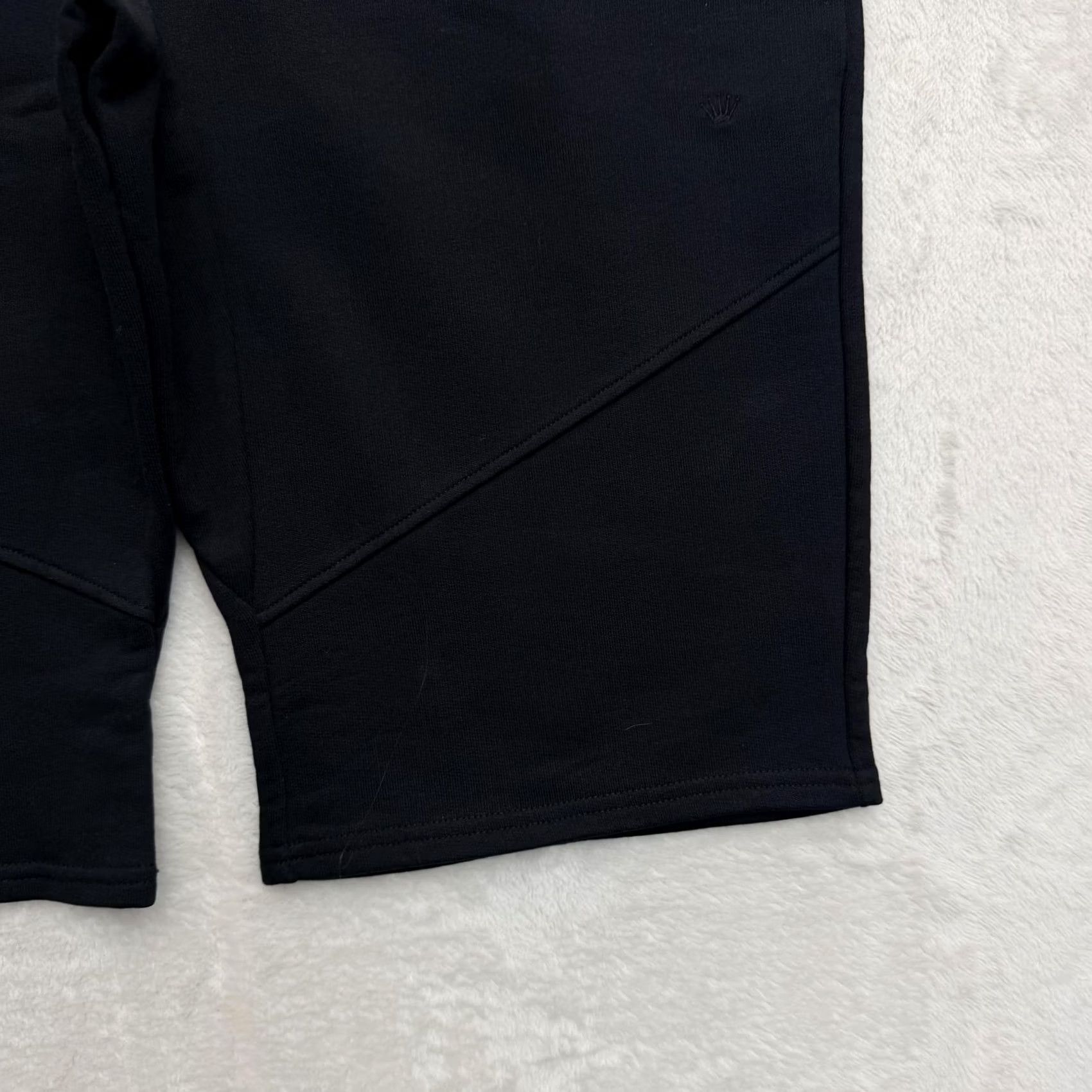 Vintage JUNK de LUXE Sweat Shorts Mens Large 32 Black Fleece Pockets Drawstring Elastic Waist Sweat Size US 33 - 3 Thumbnail