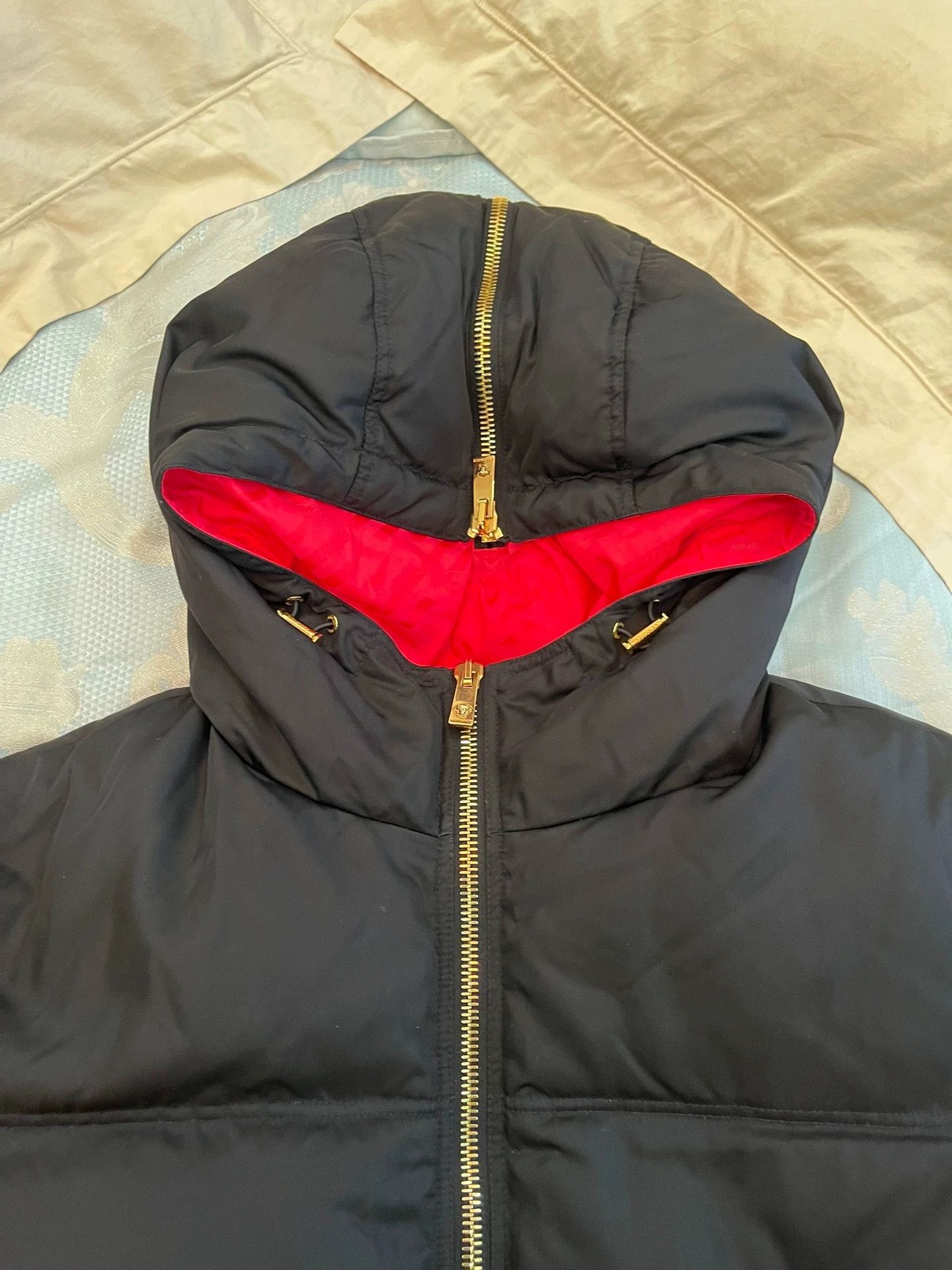 Versace Versace Black Oversized Down Jacket 46, Hood Shawl, Gold Btn Size US S / EU 44-46 / 1 - 4 Thumbnail